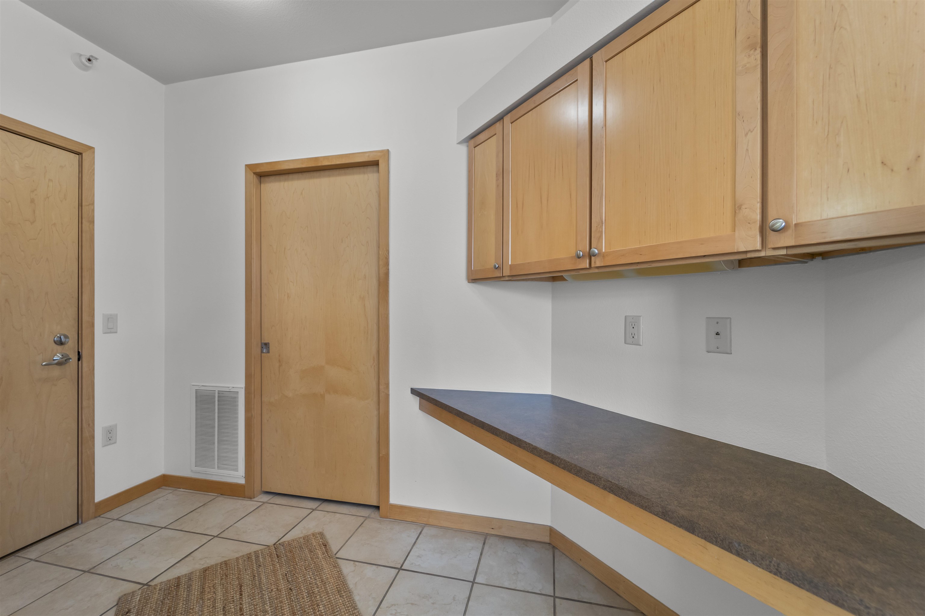 280 Division Street 301