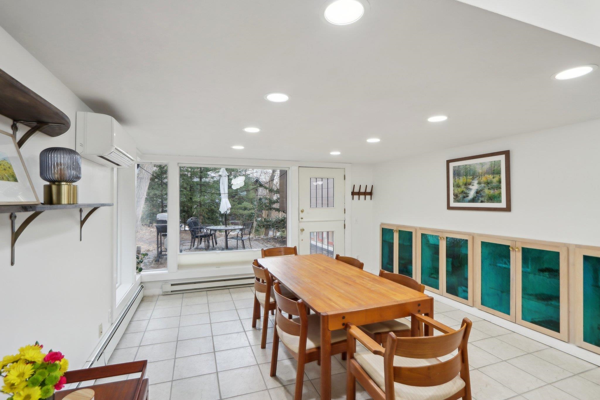 3934 Plymouth Circle