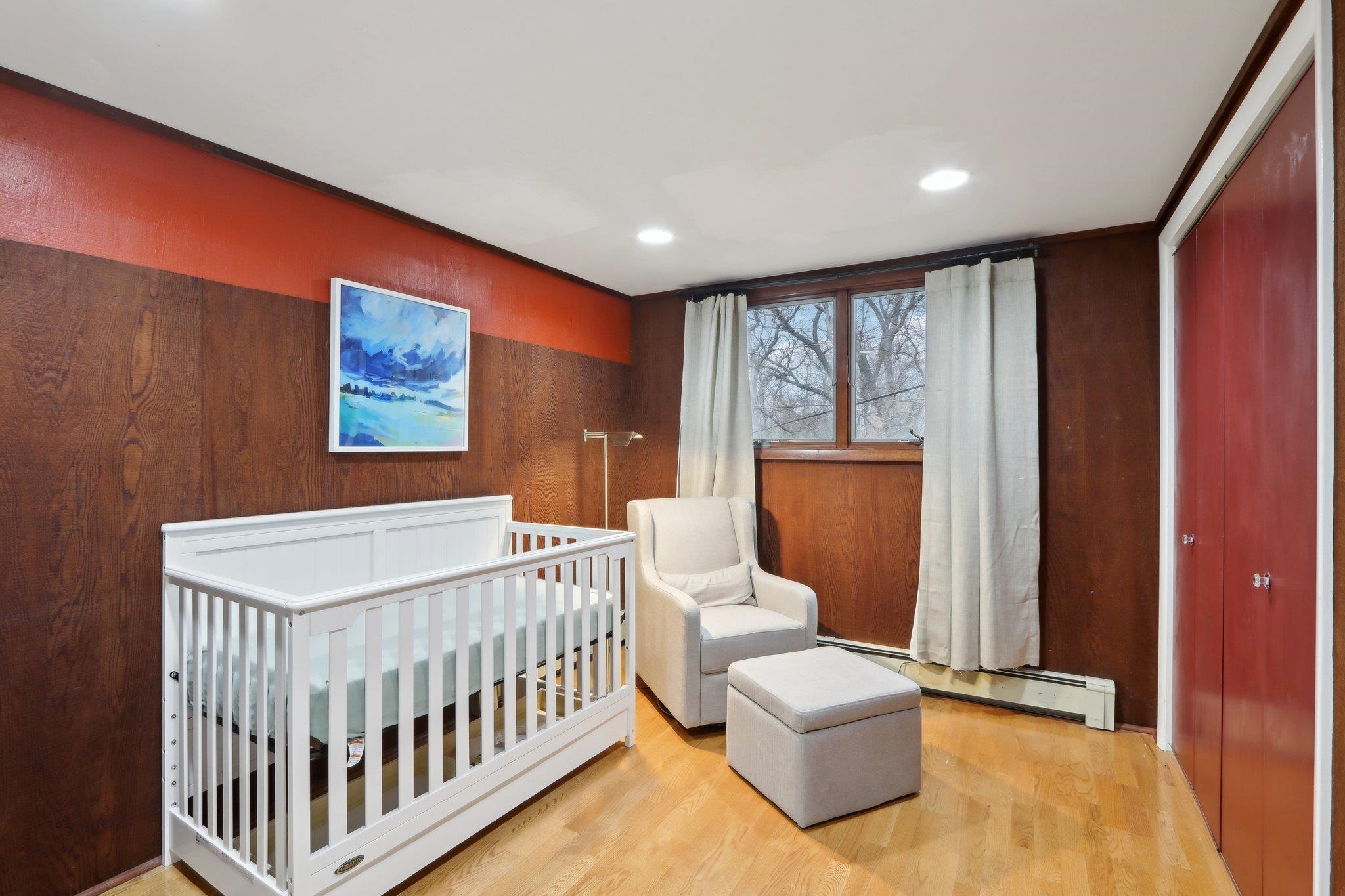 3934 Plymouth Circle