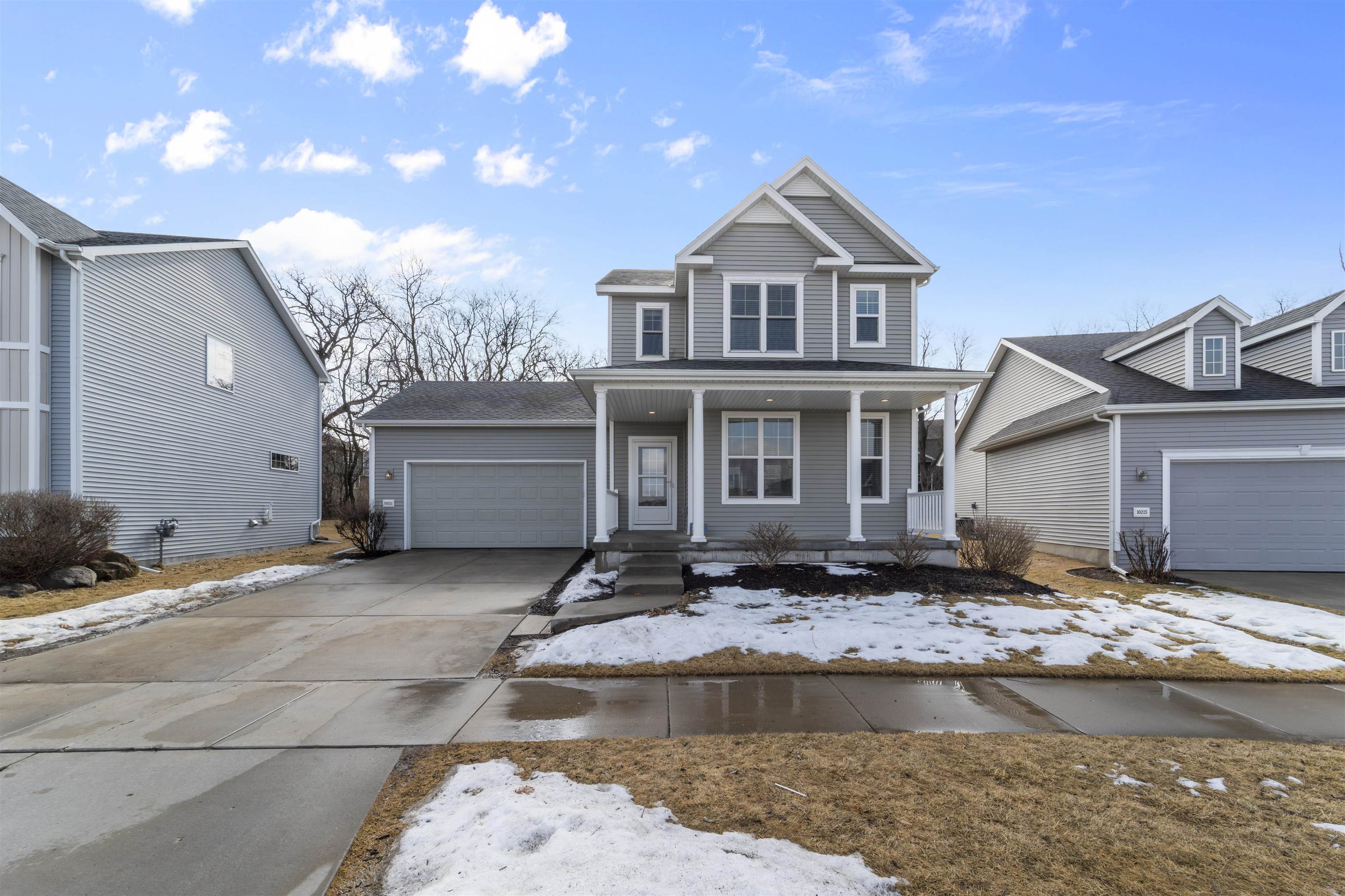 10211 Meandering Way