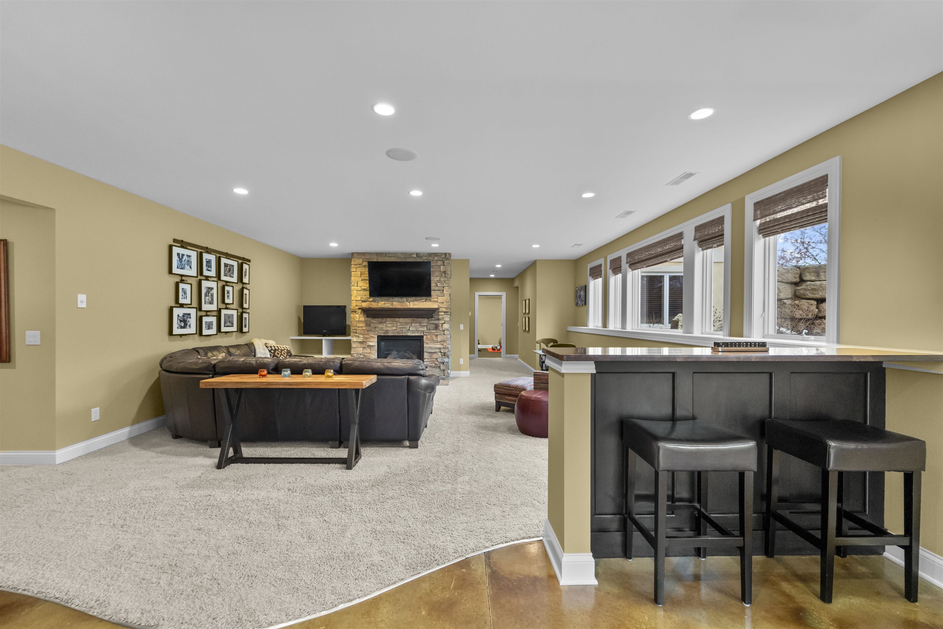3859 Caribou Road