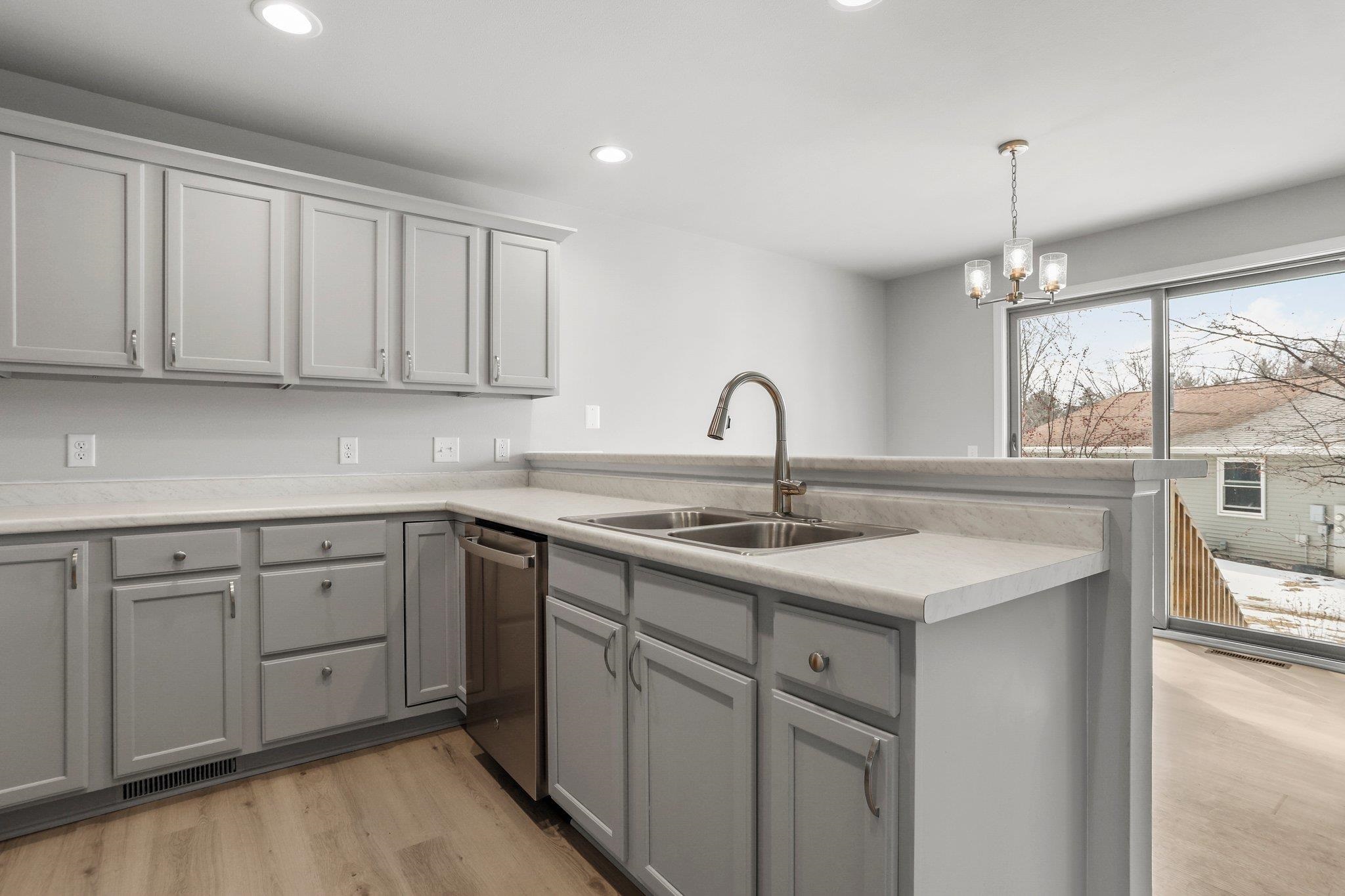 1718 W Main Street Unit: 2