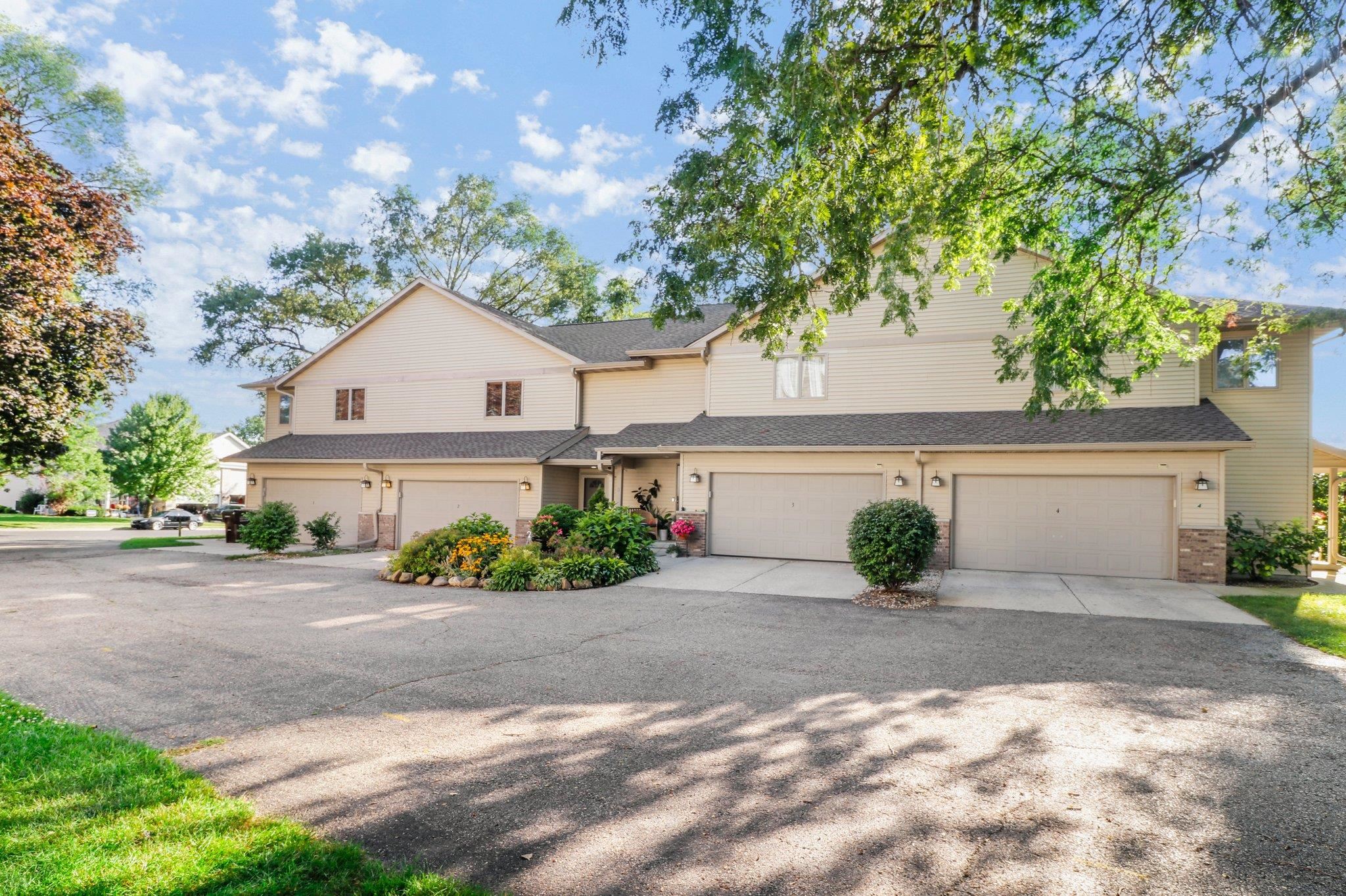 1718 W Main Street Unit: 2