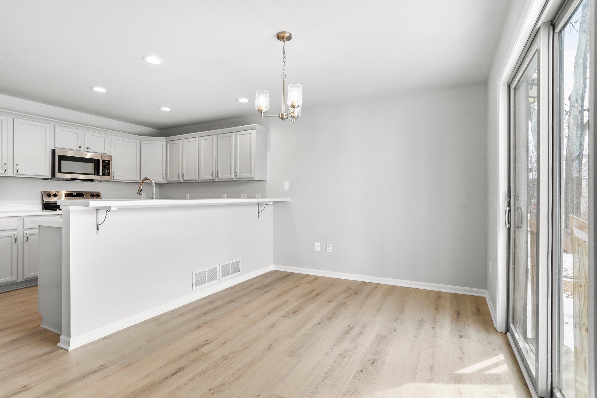 1718 W Main Street Unit: 2