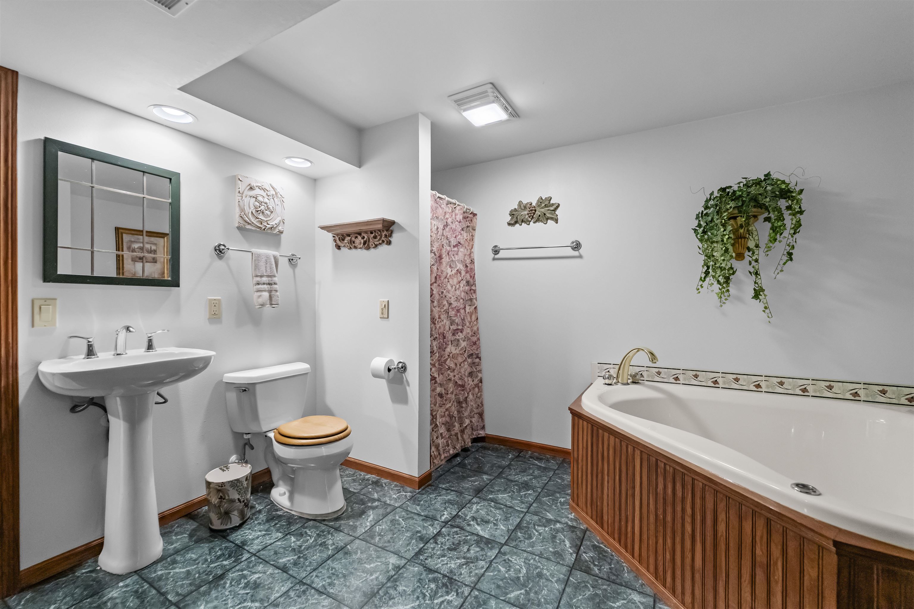 1234 N Westfield Road