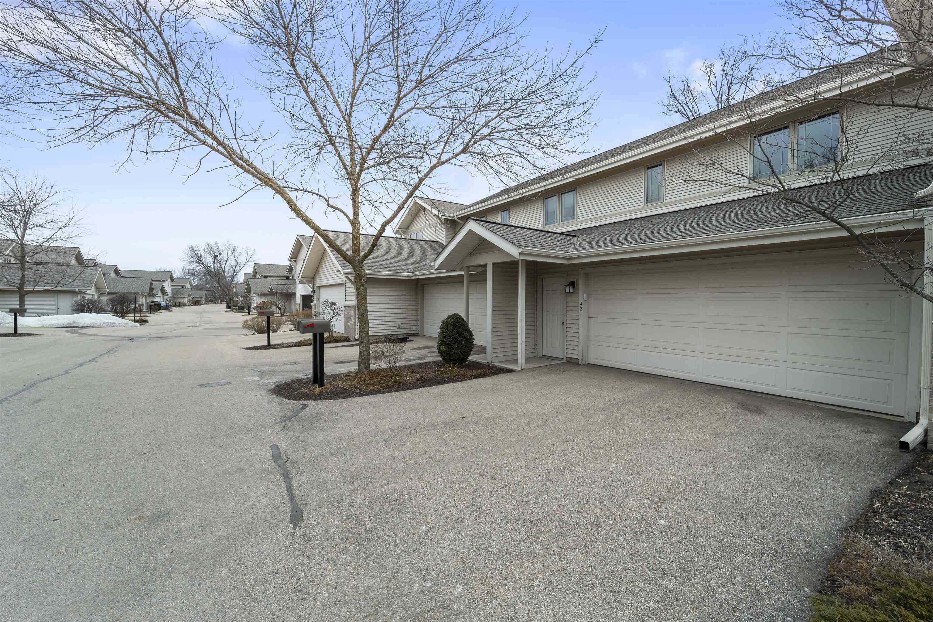 42 Wood Brook Way