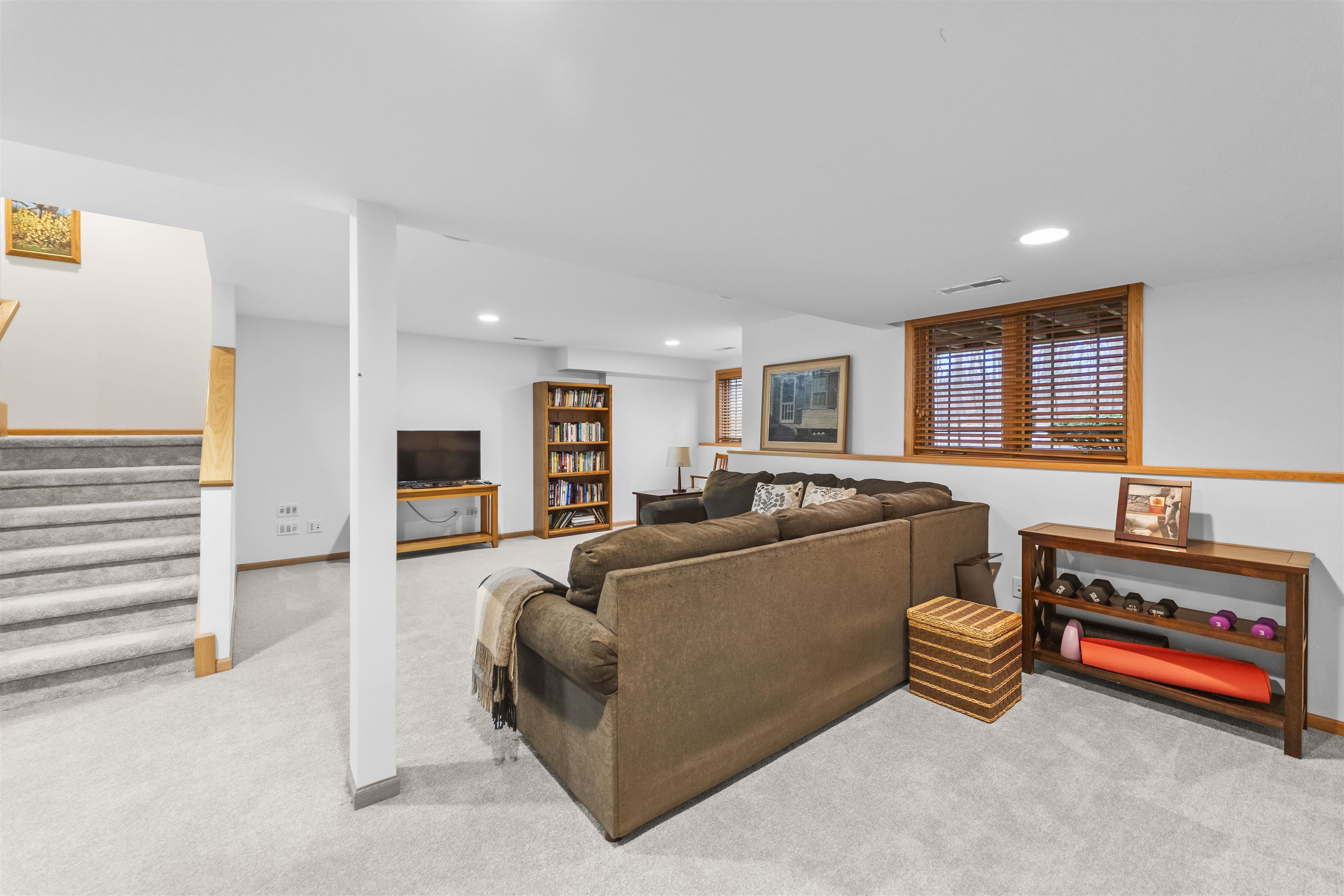 42 Wood Brook Way