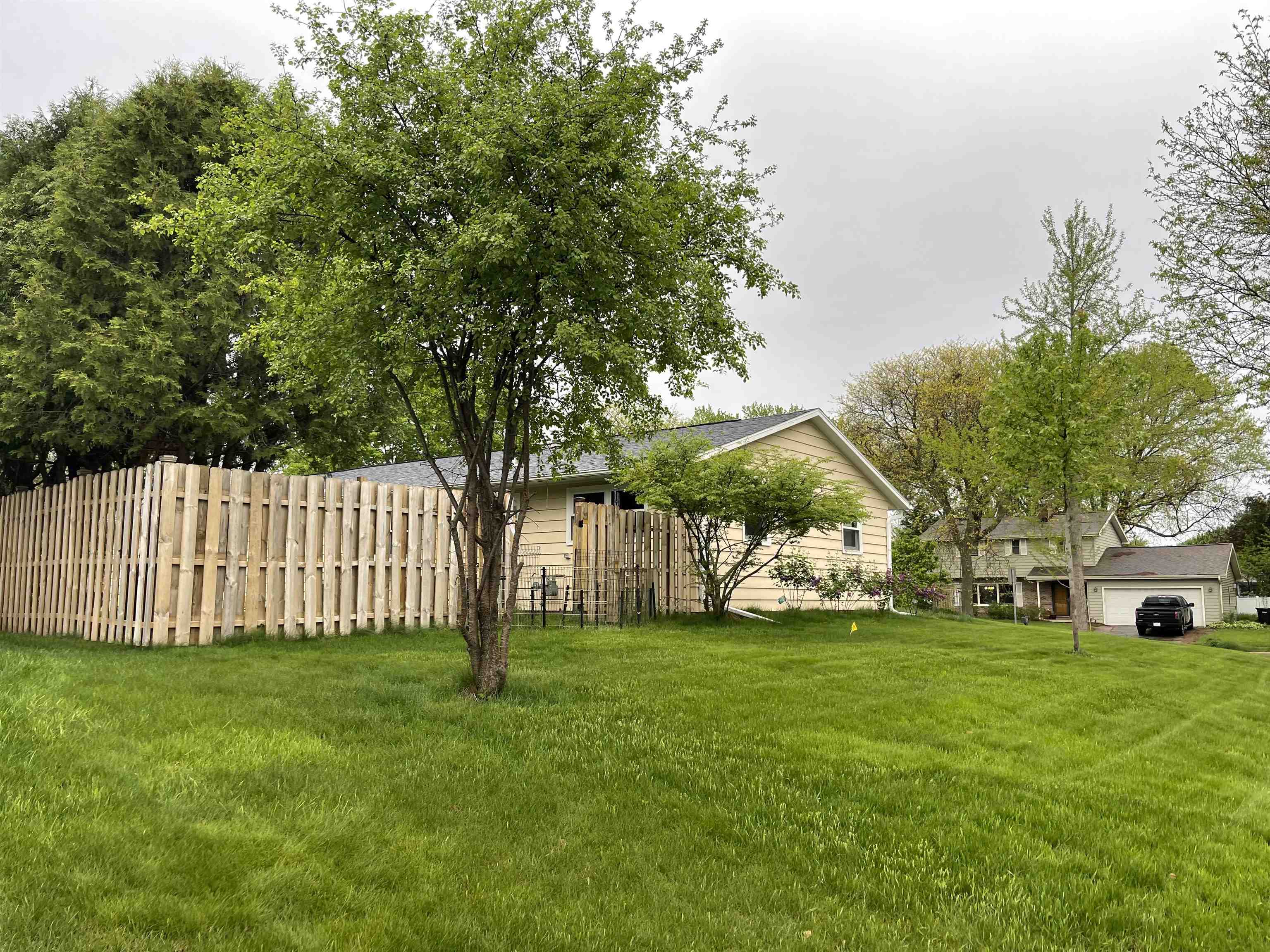 2907 Ravine Drive