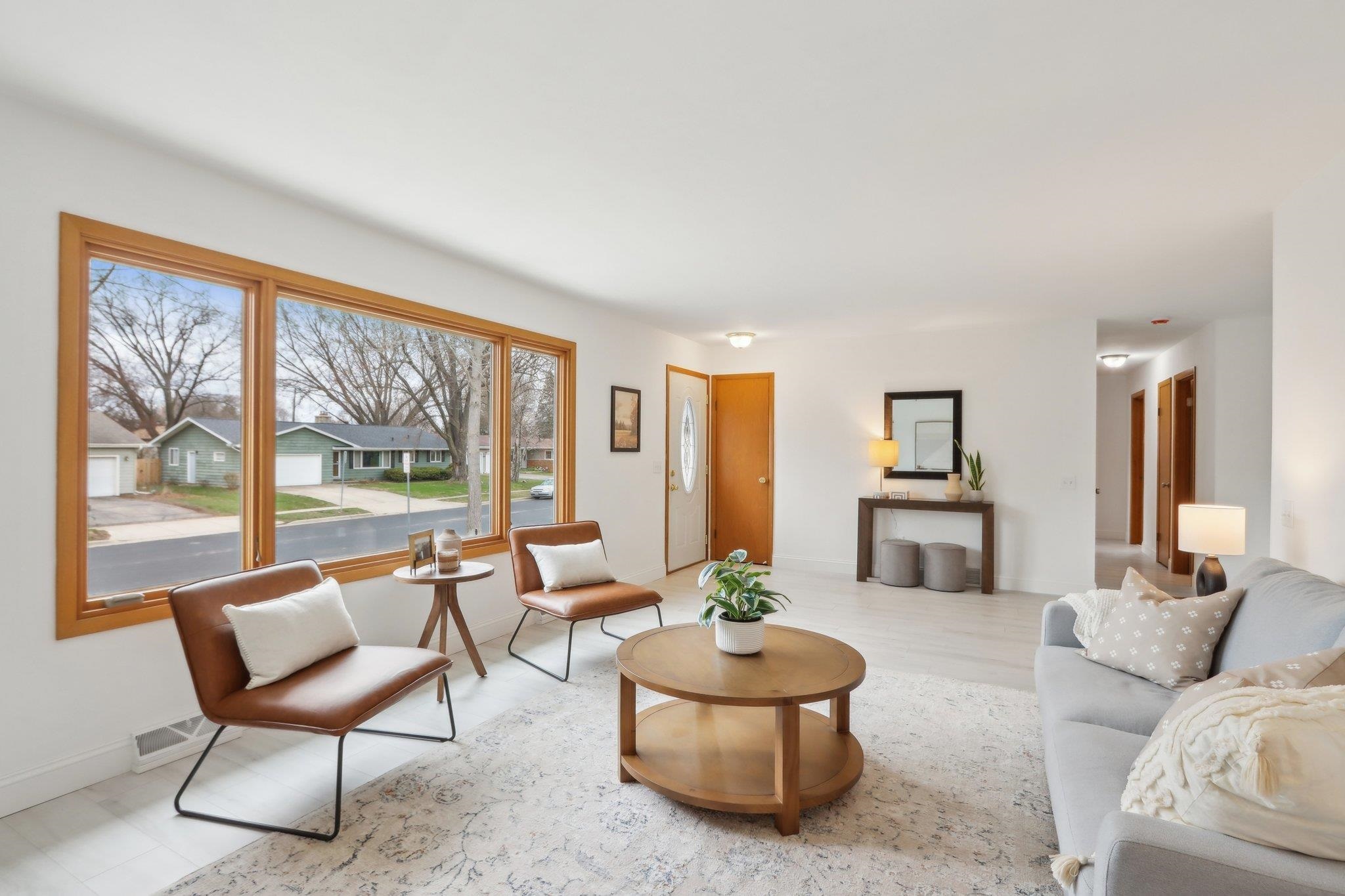 2907 Ravine Drive