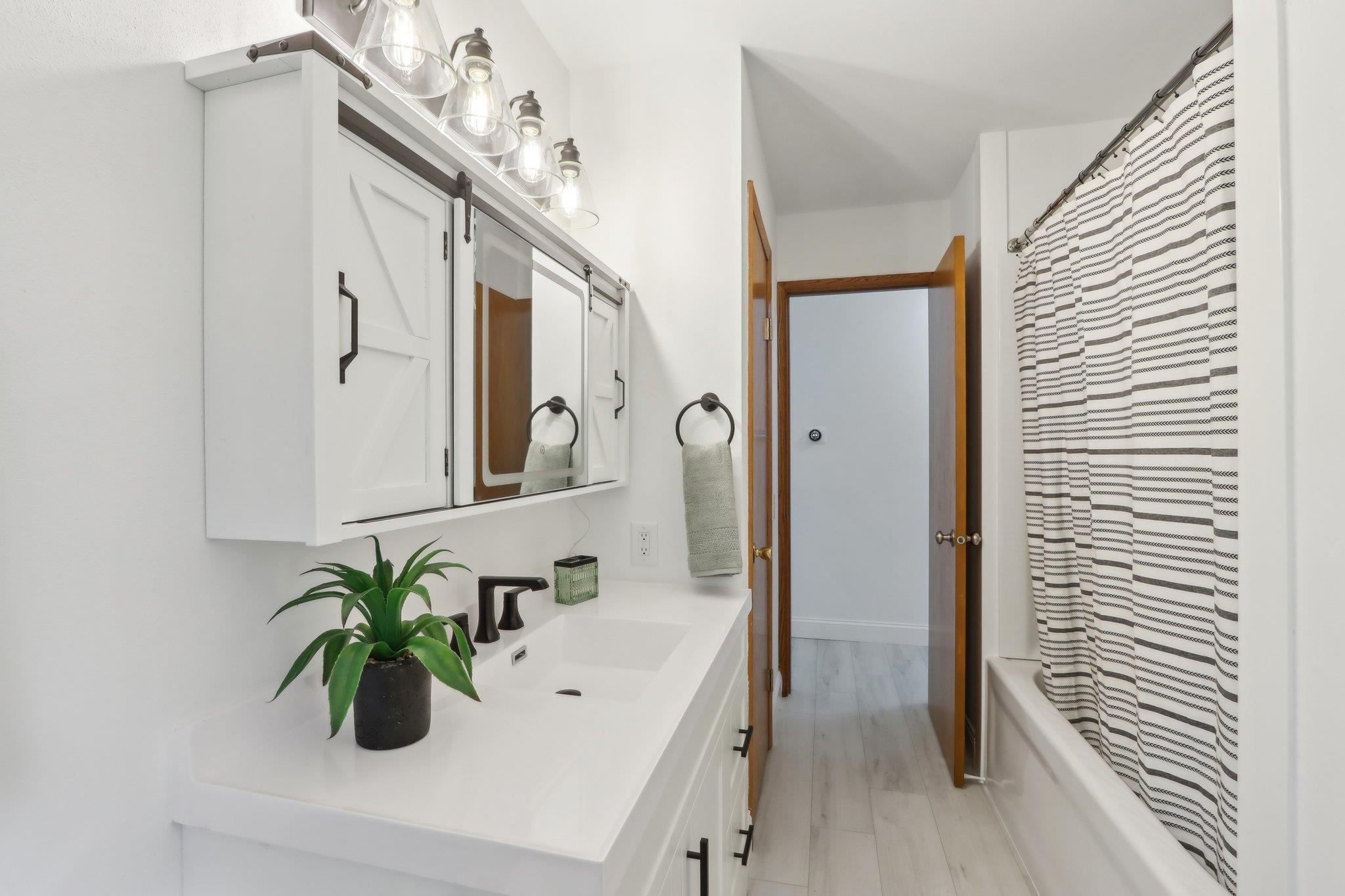 2907 Ravine Drive
