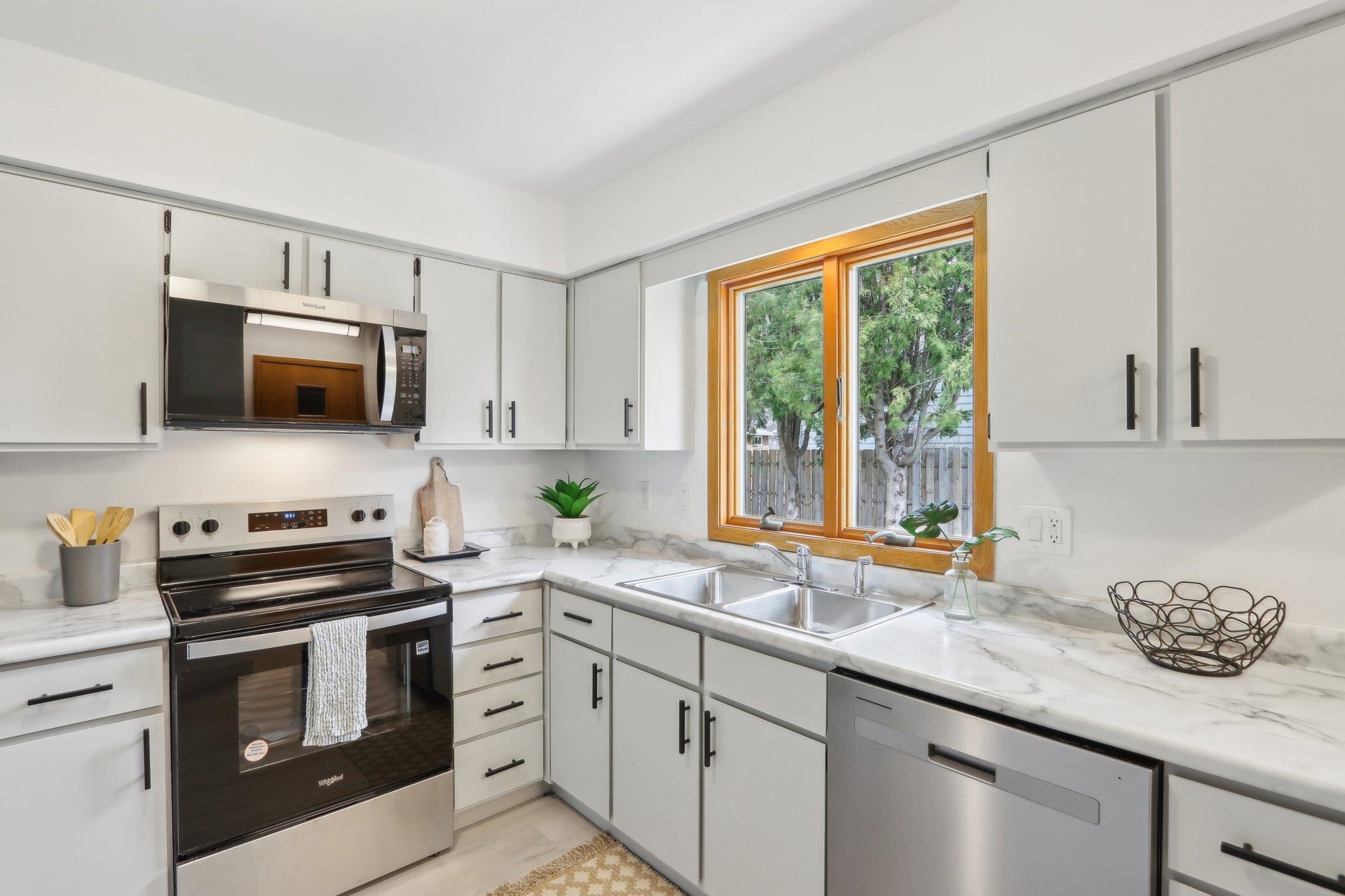 2907 Ravine Drive