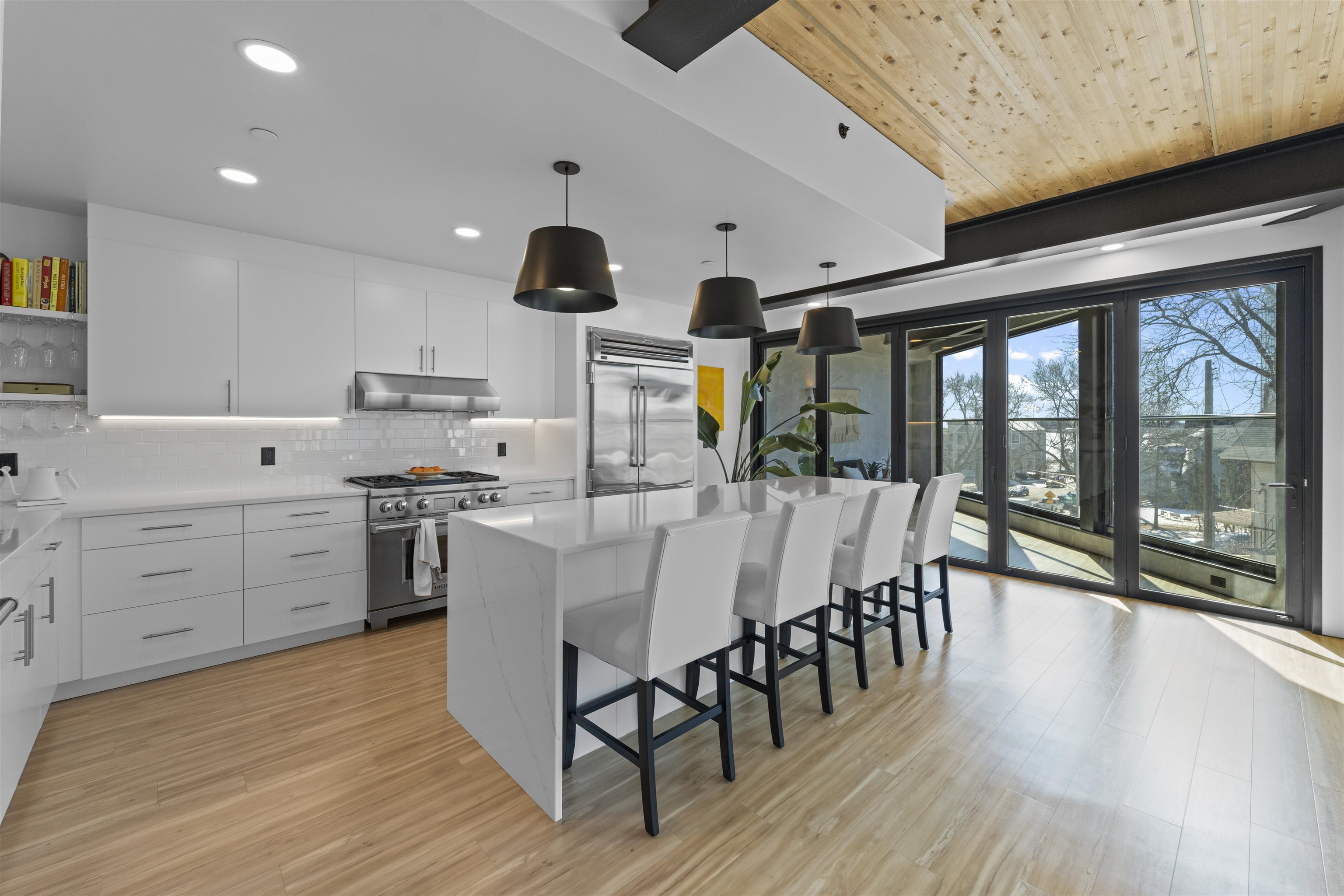 211 S Henry Street 203