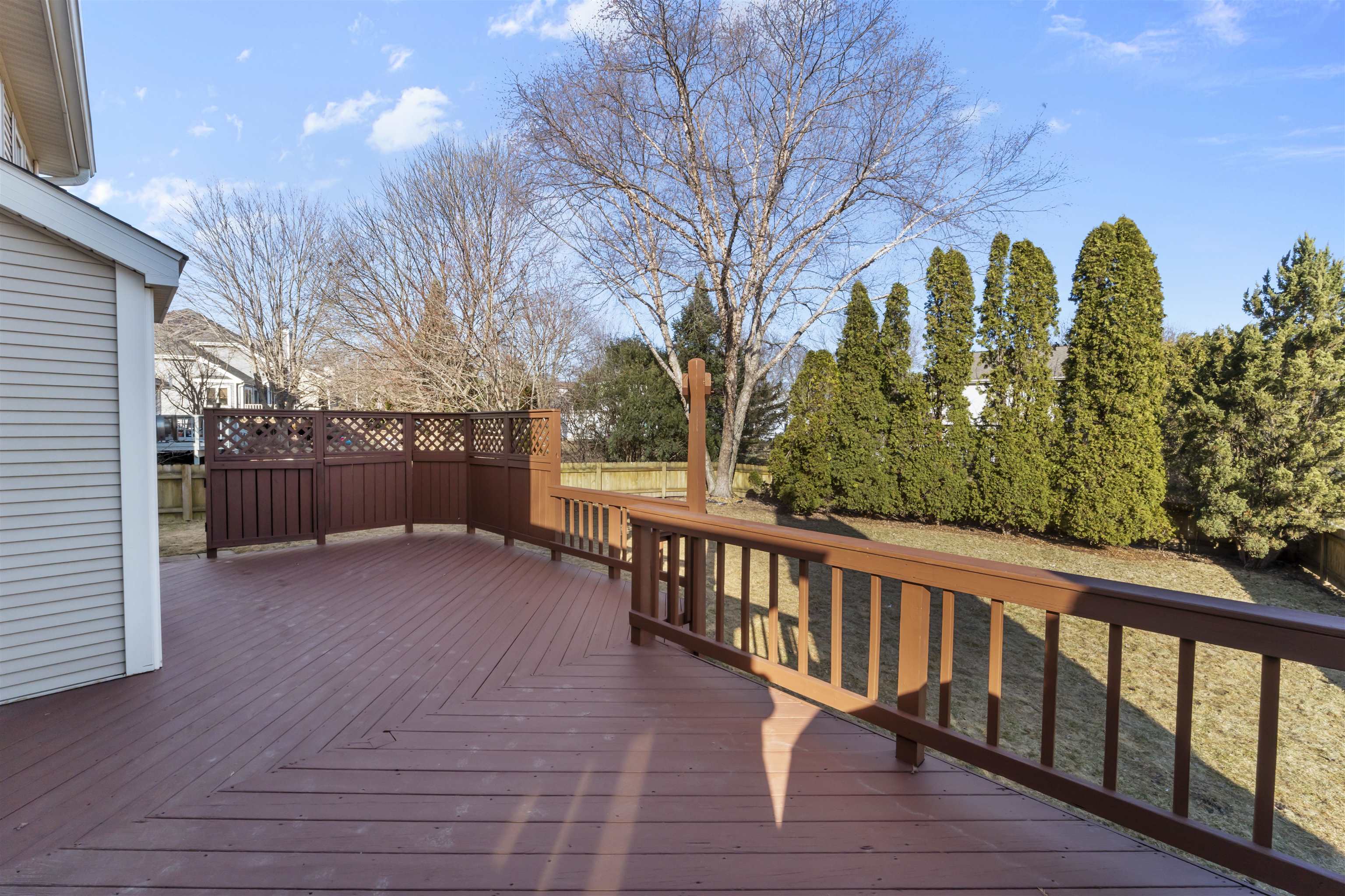 17 Autumnwood Circle