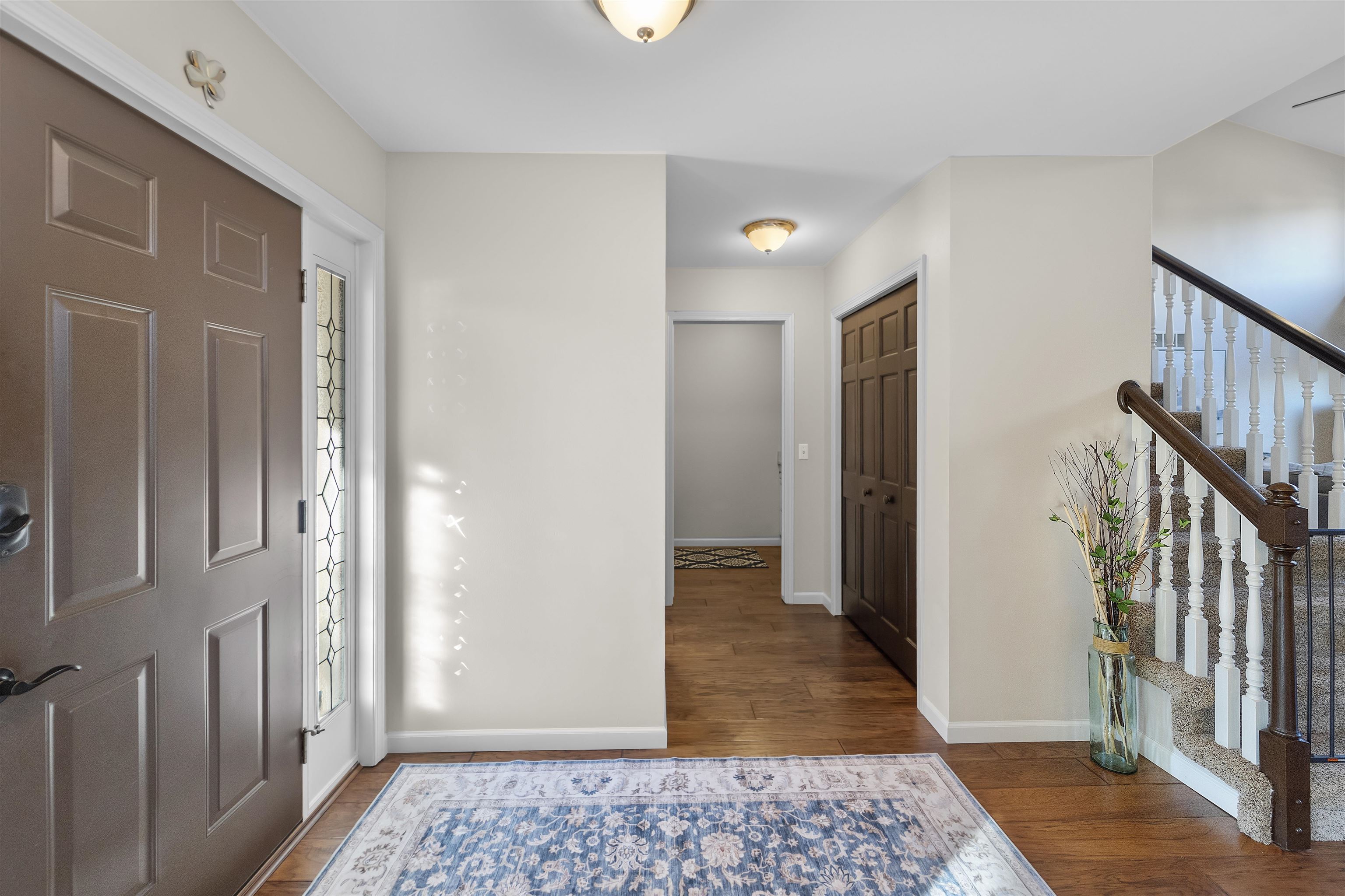 17 Autumnwood Circle