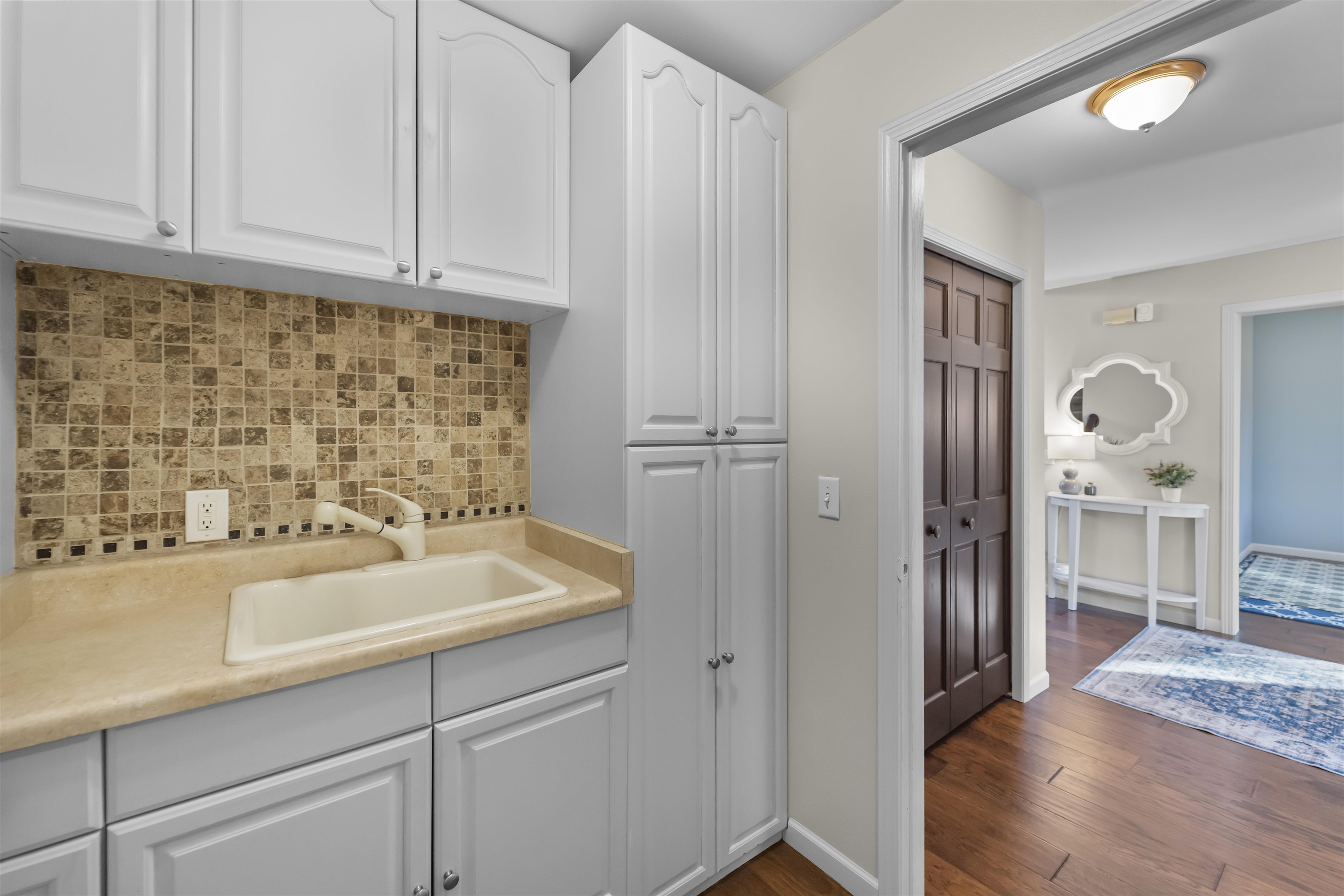 17 Autumnwood Circle