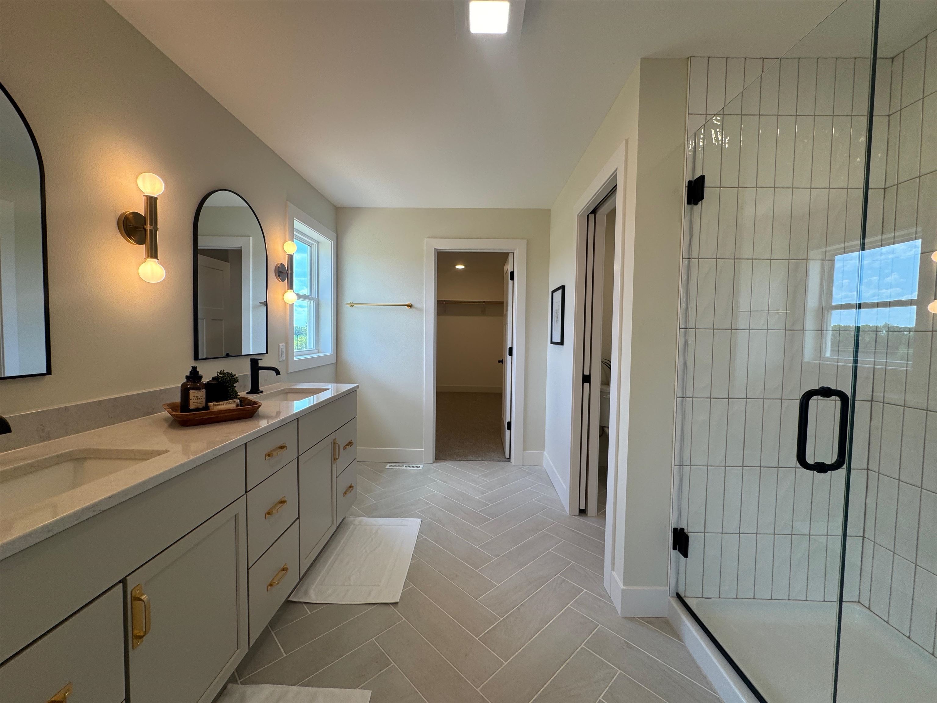 6263 Stone Gate Drive