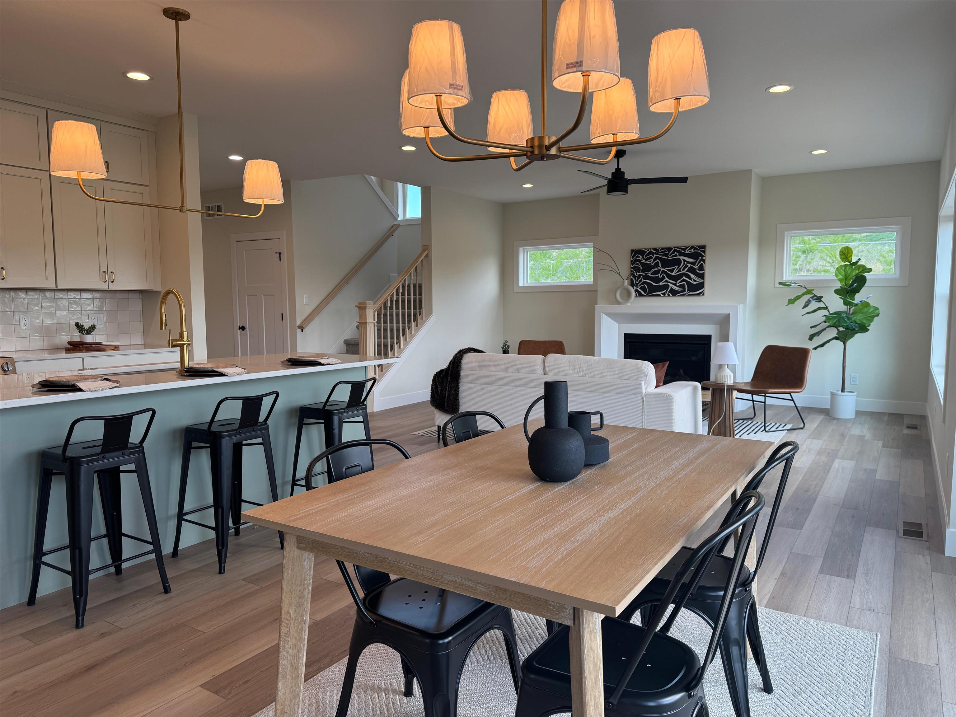 6263 Stone Gate Drive
