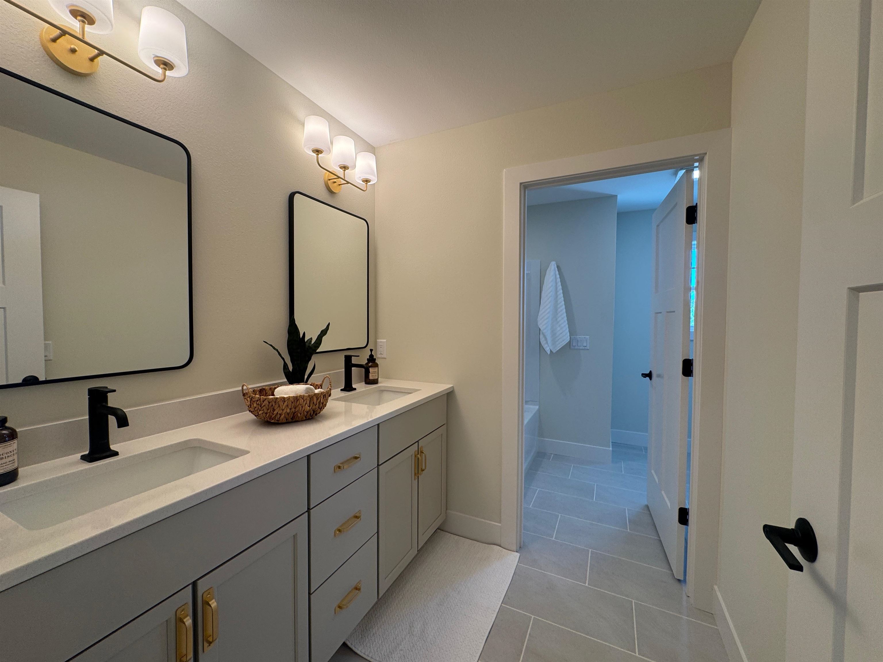 6263 Stone Gate Drive