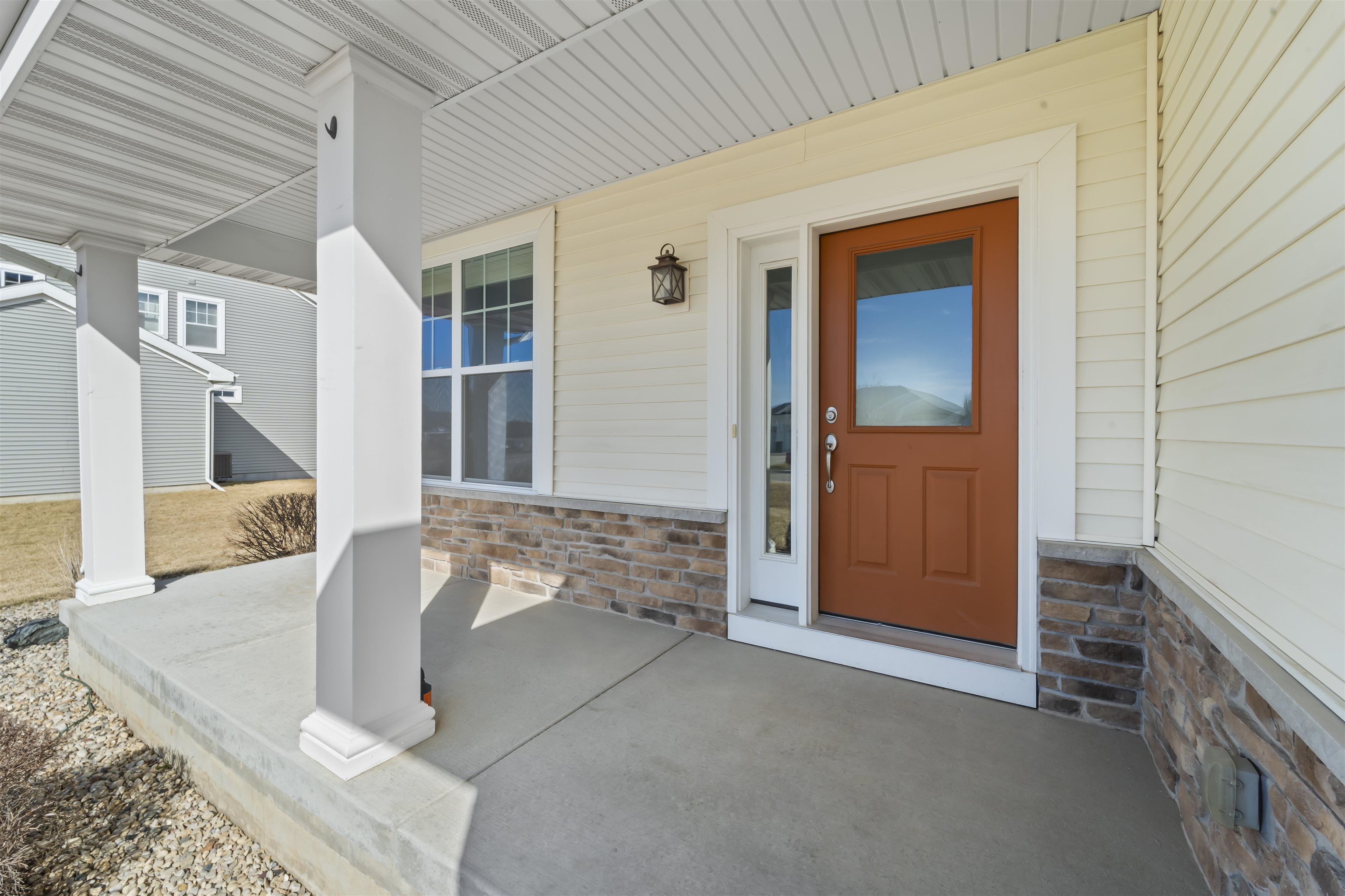 4132 Royal View Drive