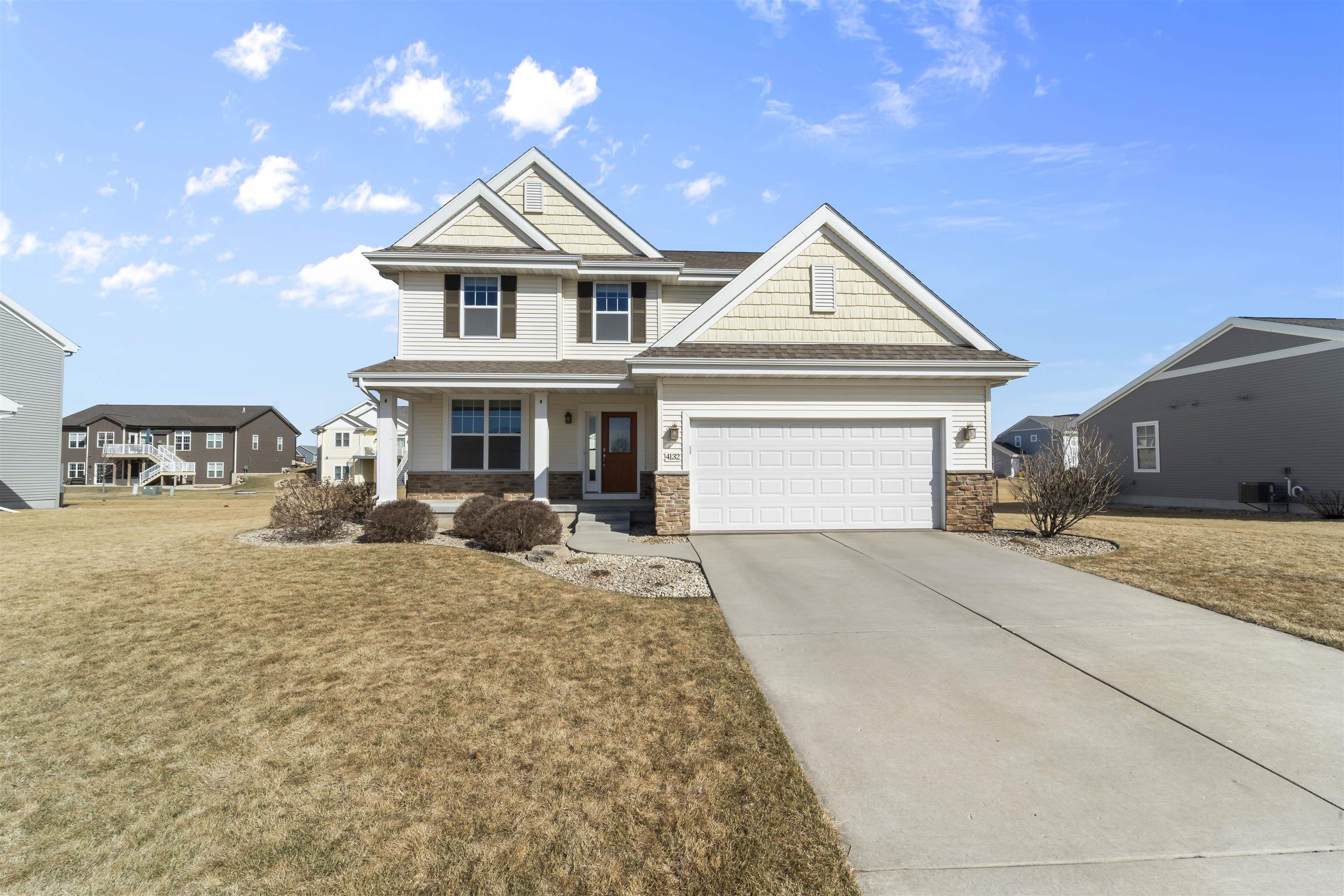 4132 Royal View Drive