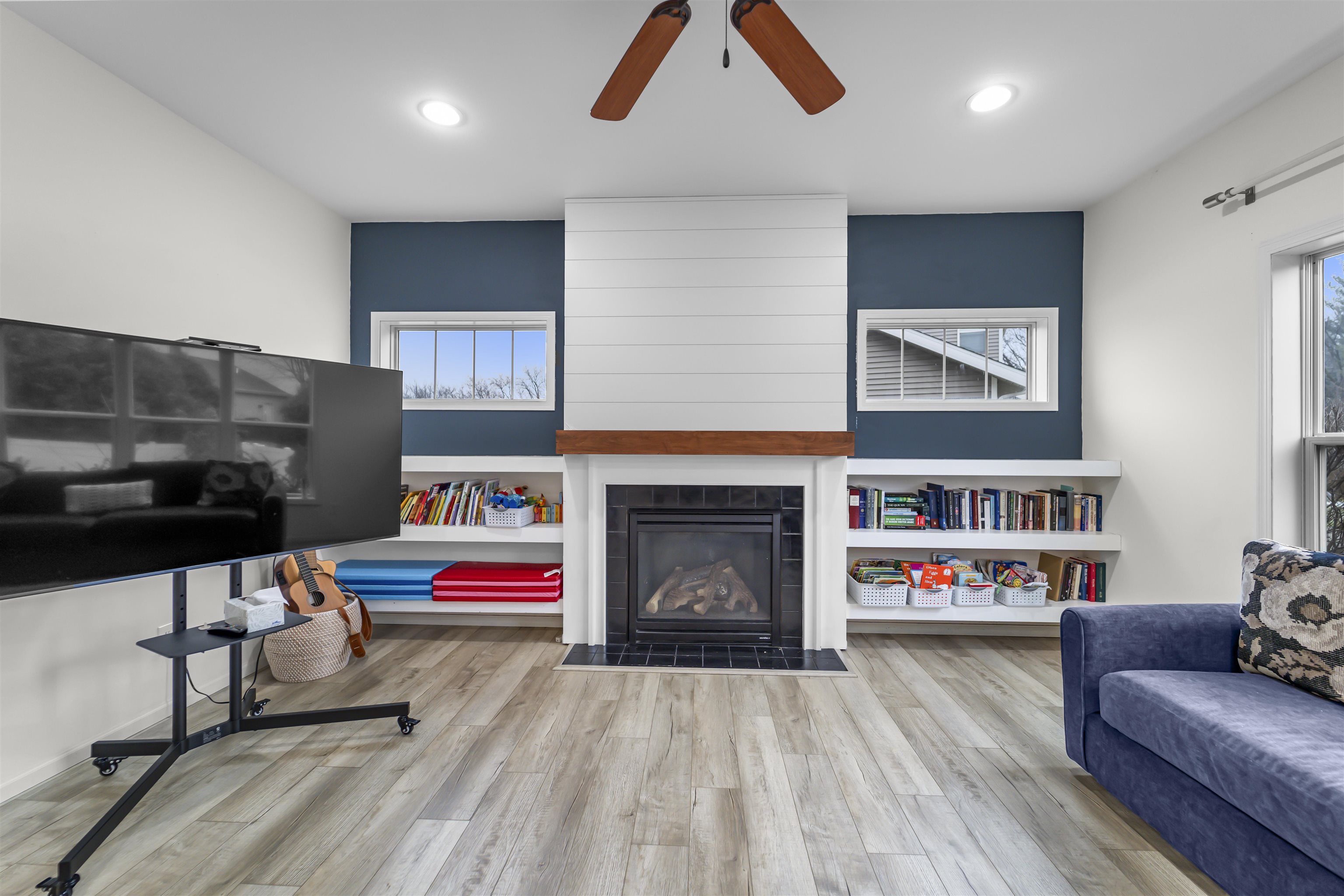 8768 White Coral Way