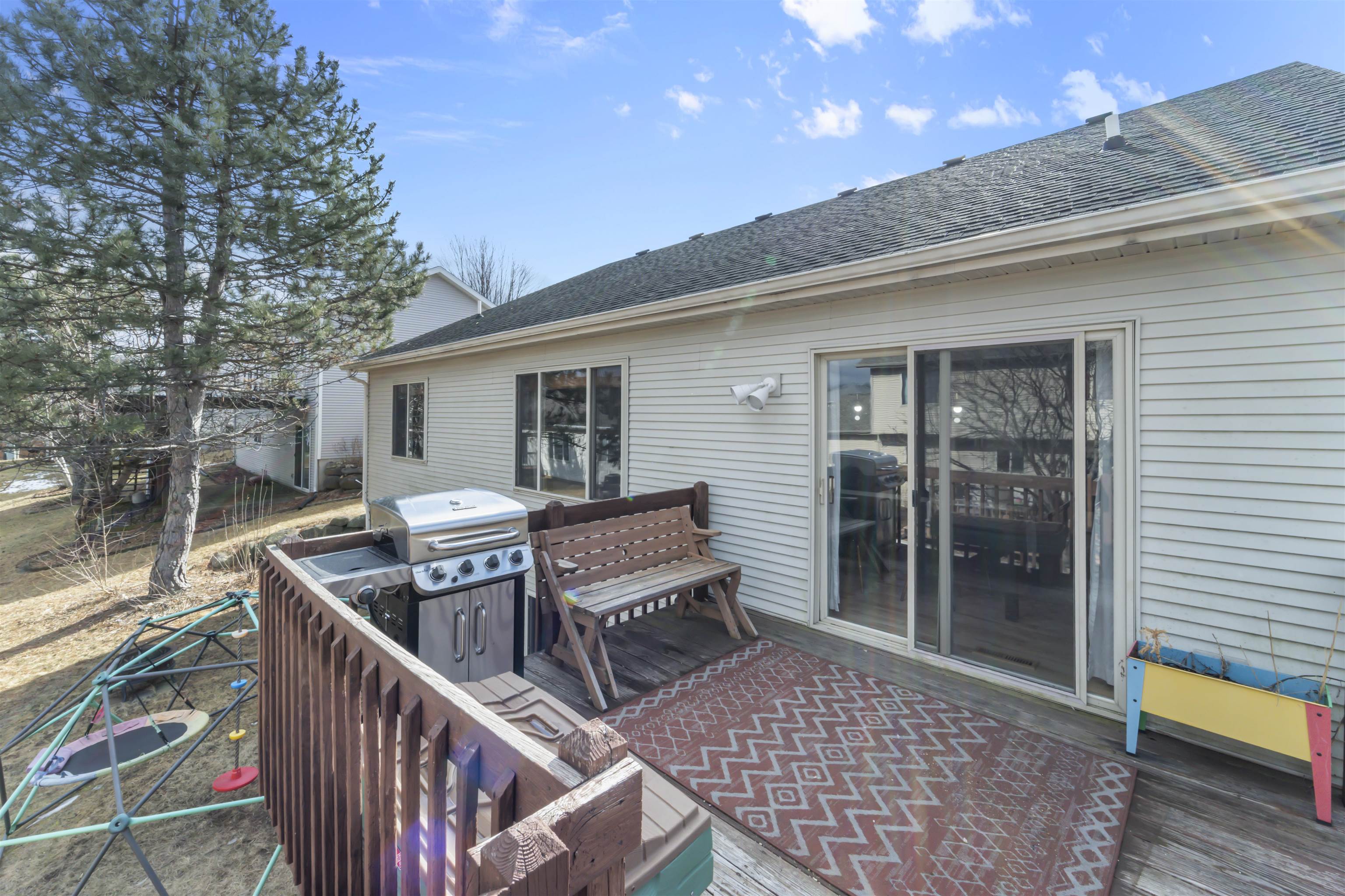 7884 Wood Reed Drive