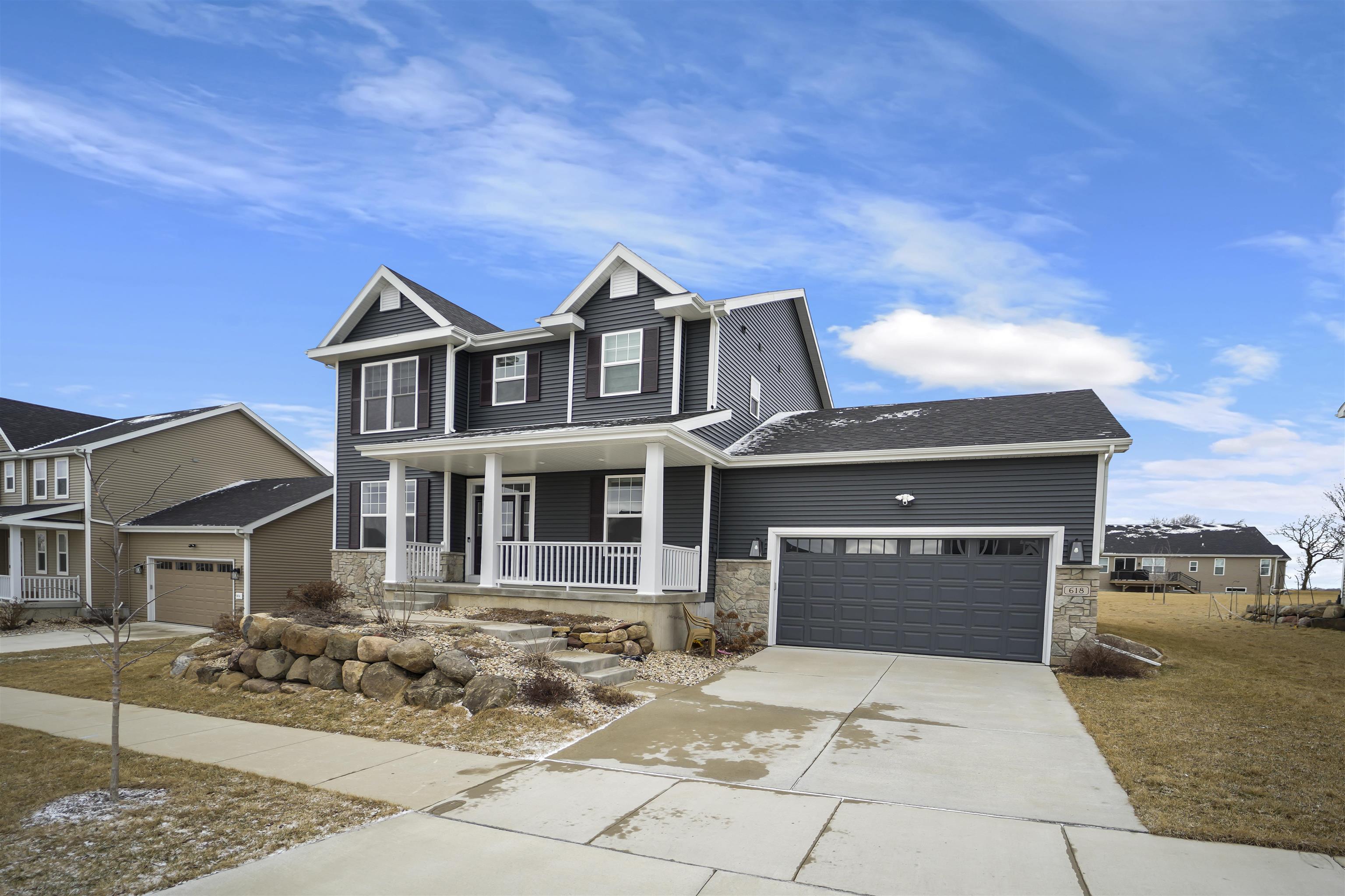 618 Tawny Elm Parkway