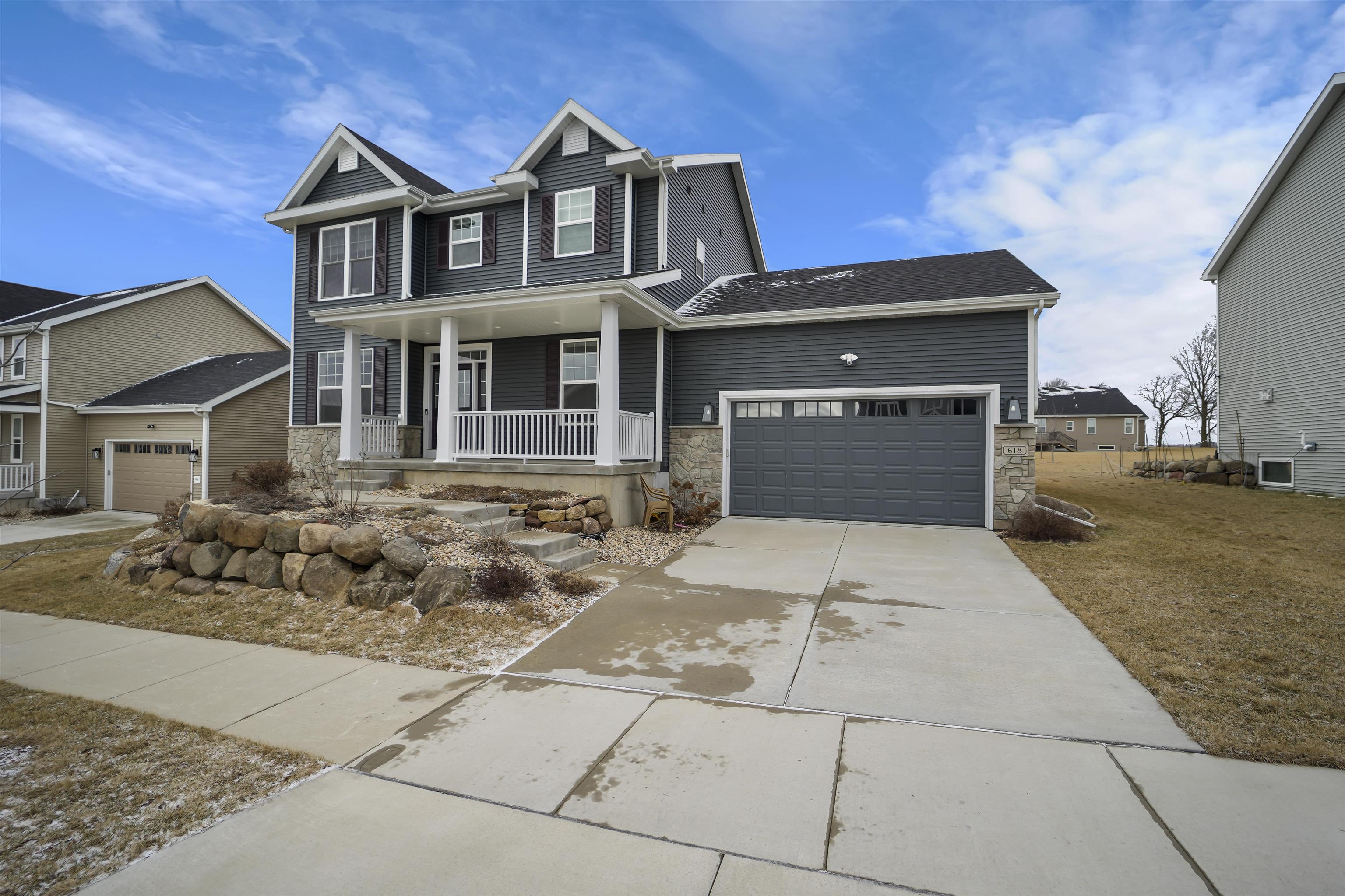 618 Tawny Elm Parkway