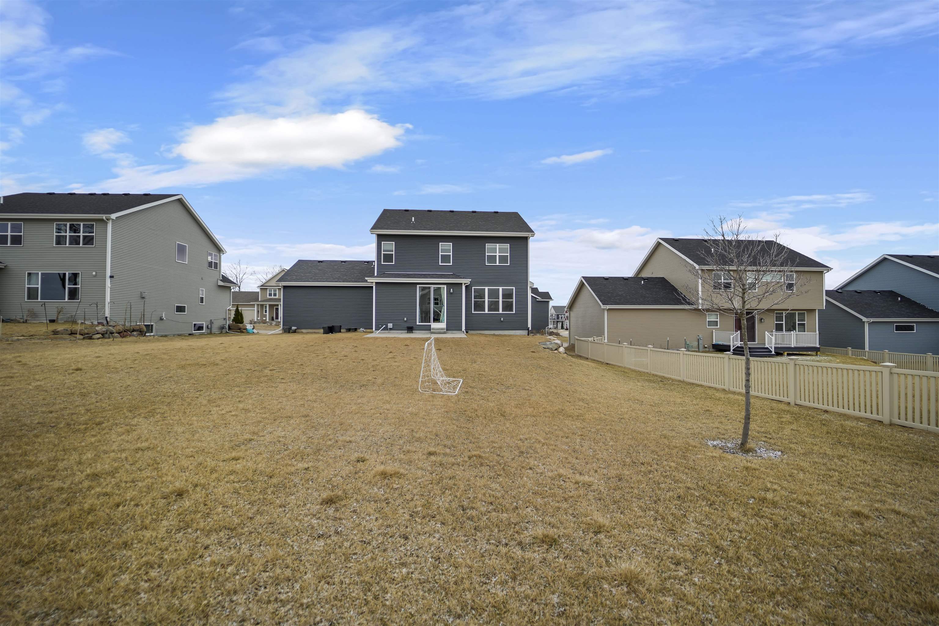 618 Tawny Elm Parkway