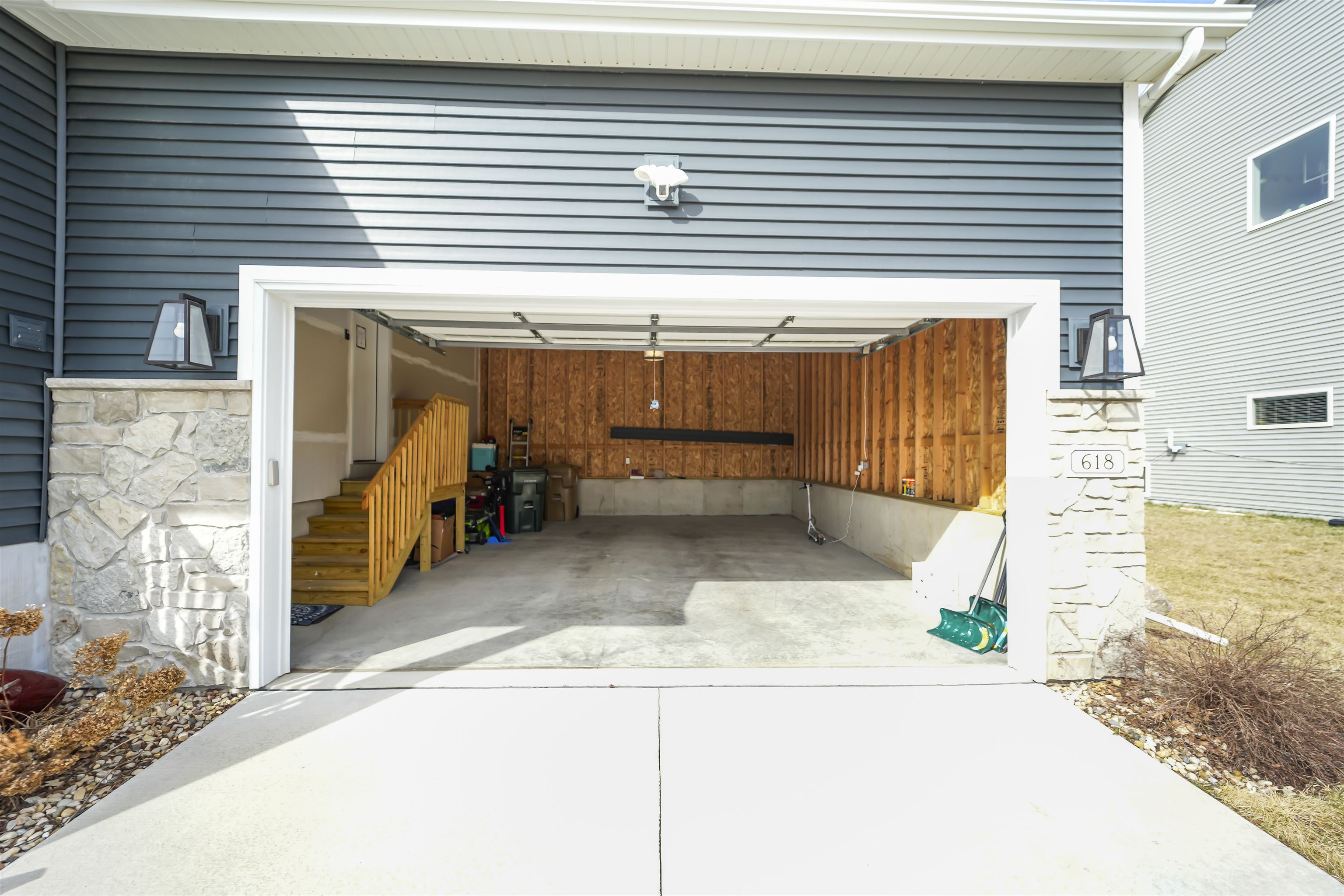 618 Tawny Elm Parkway