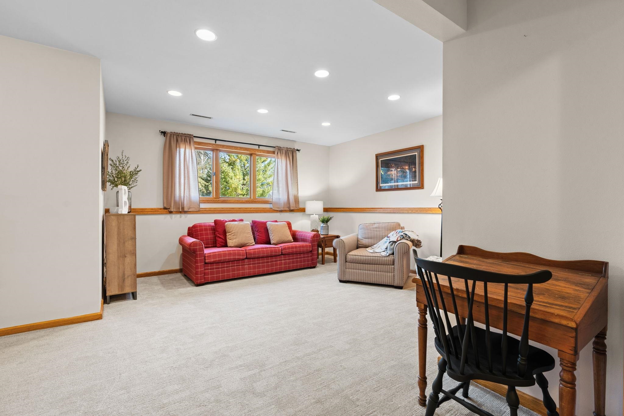 W9209 Forested Road
