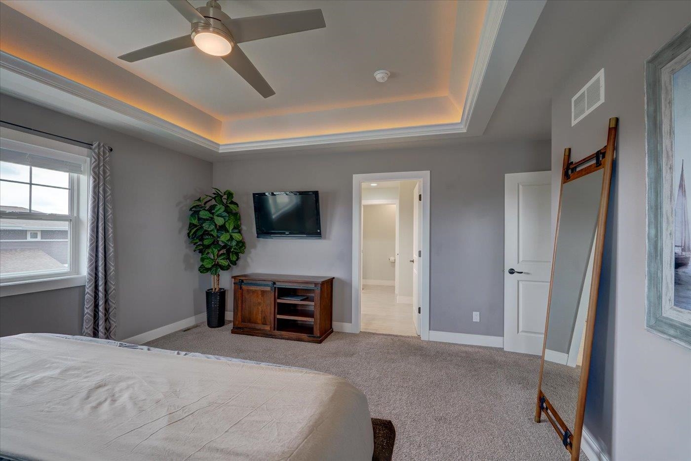 8947 Ancient Oak Lane