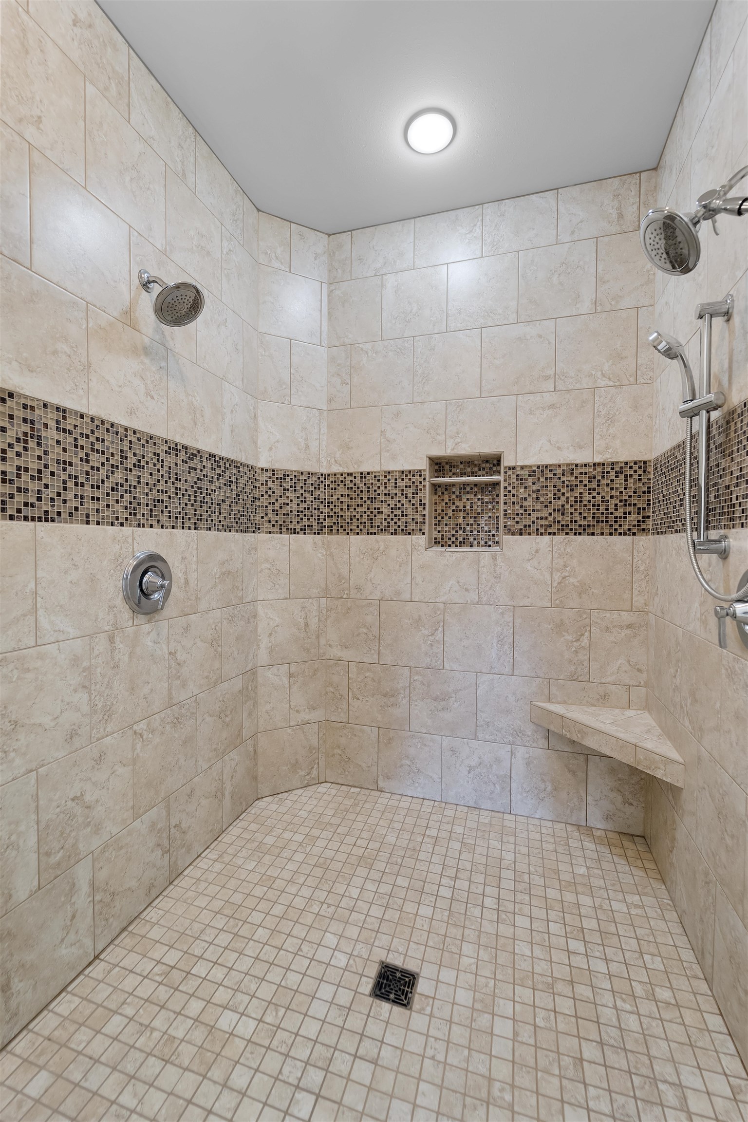 802 Silver Sage Trail