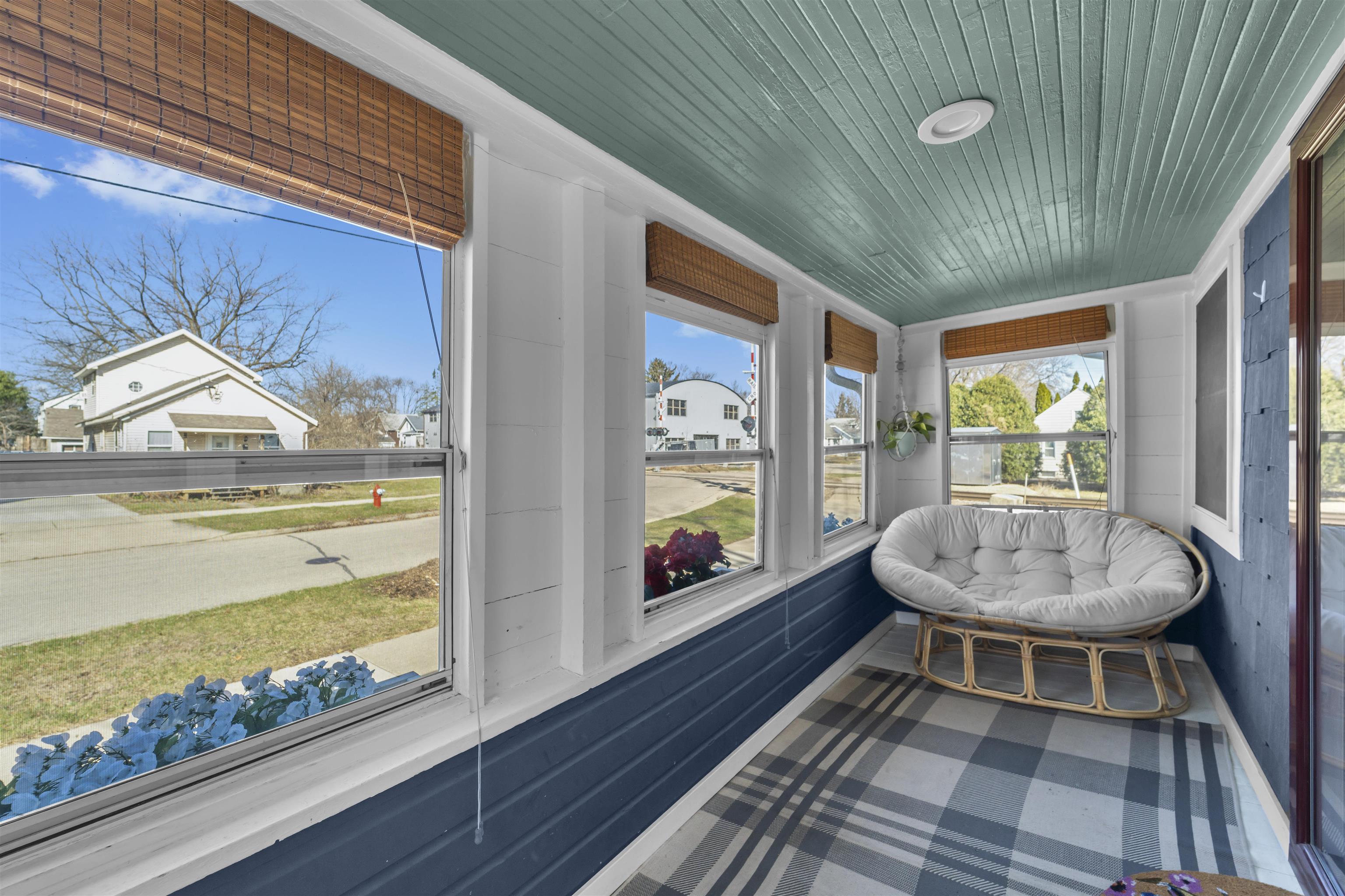 101 Corry Street
