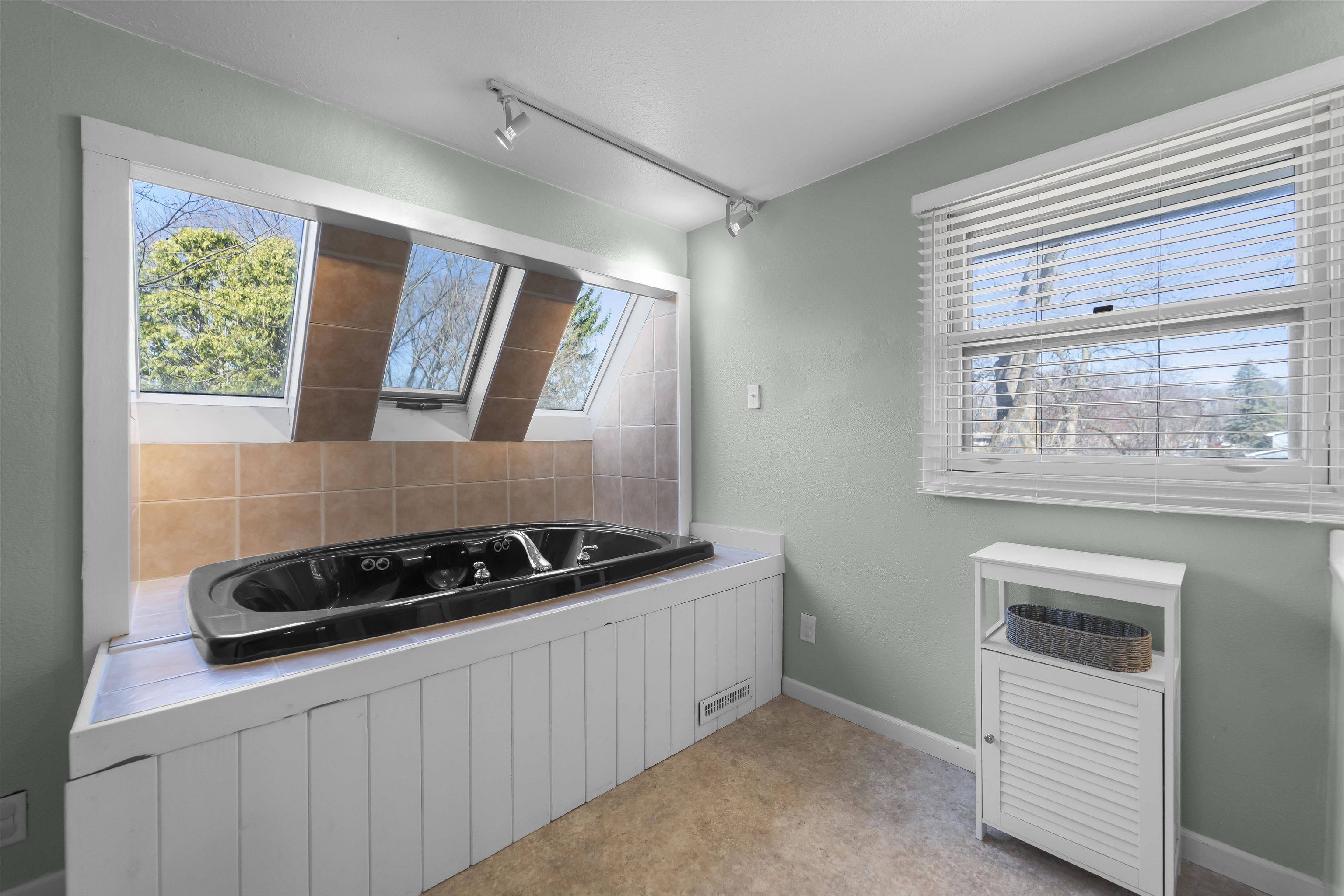 6410 Piping Rock Road