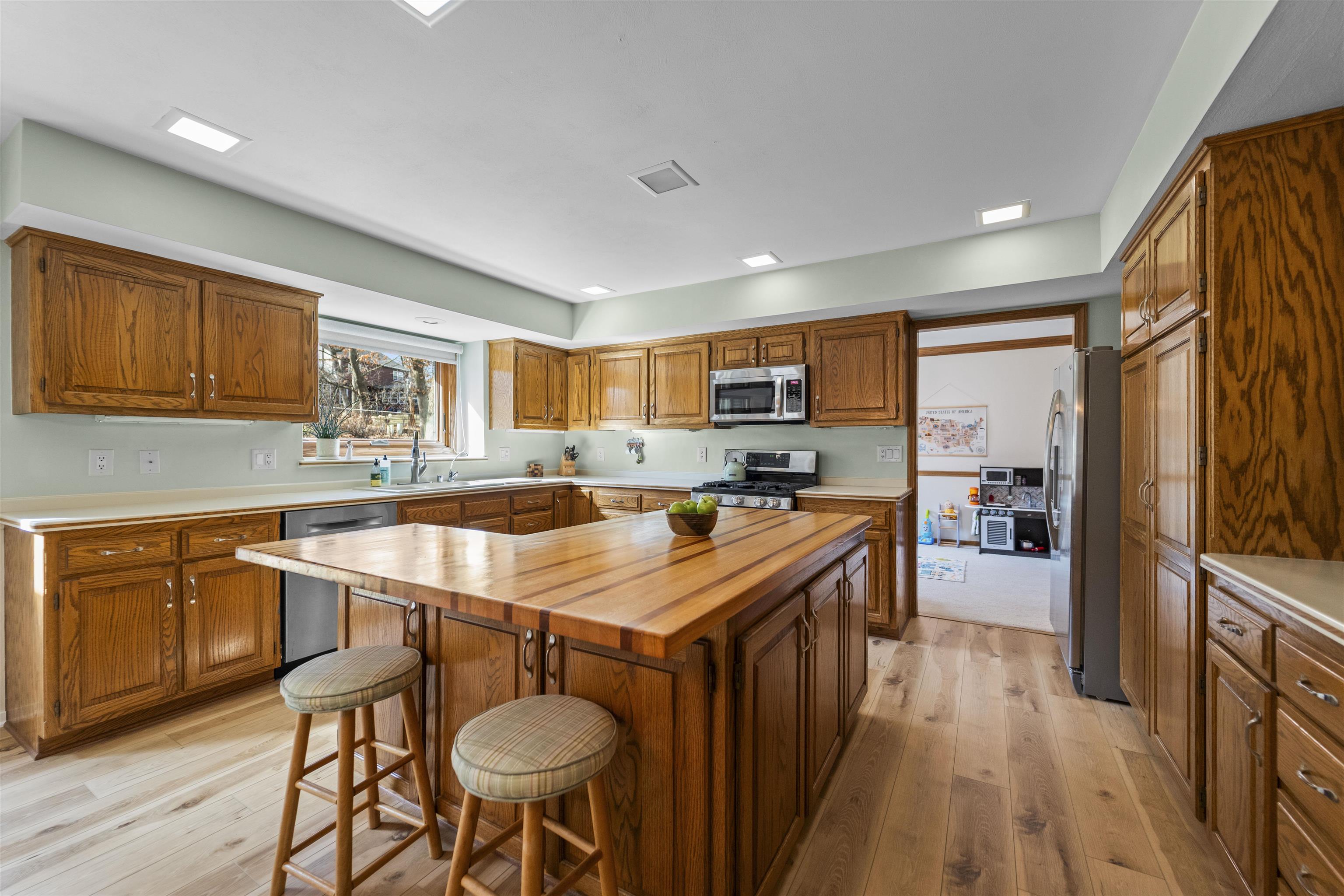 7737 Ox Trail Way