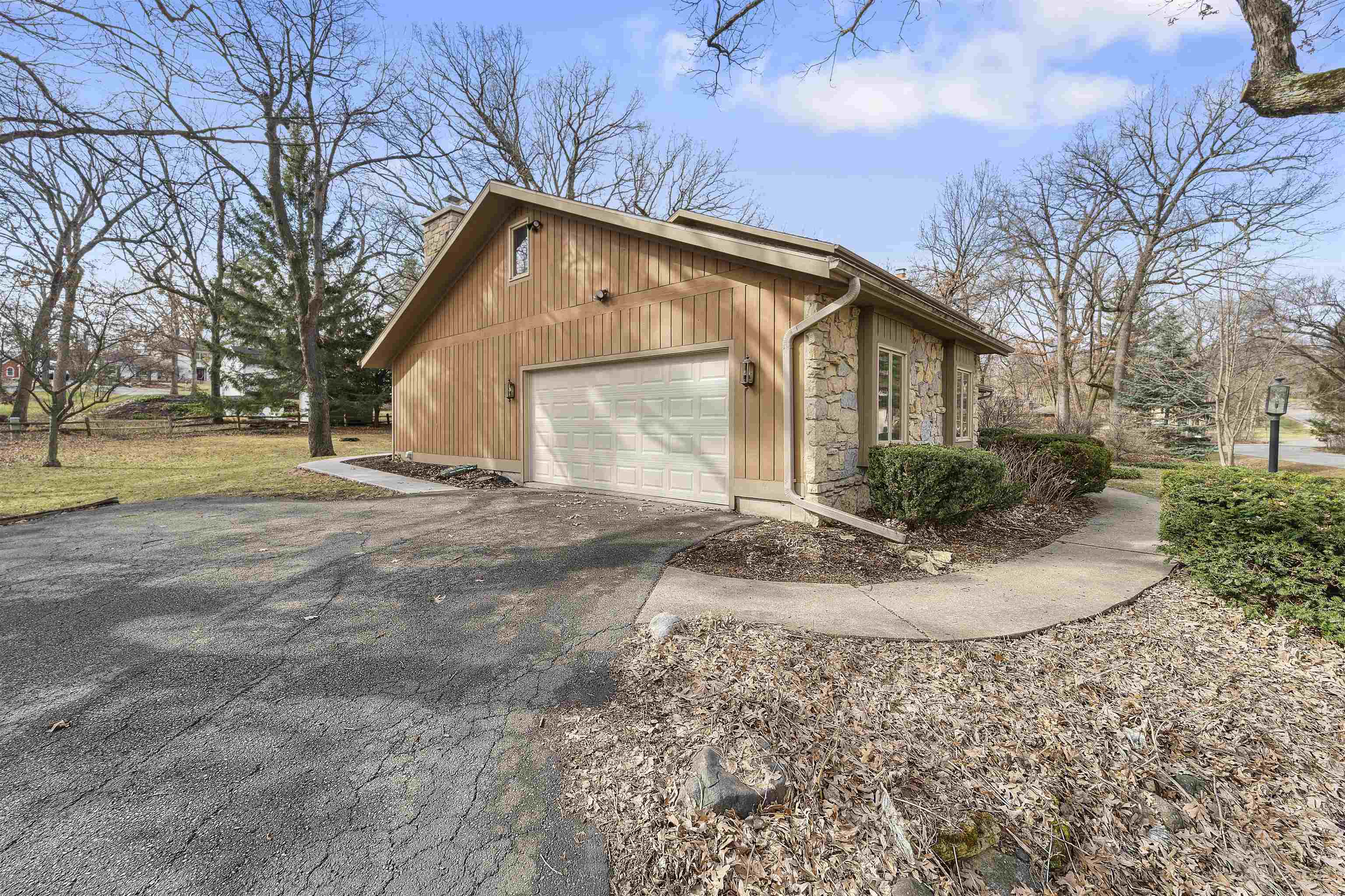 7737 Ox Trail Way