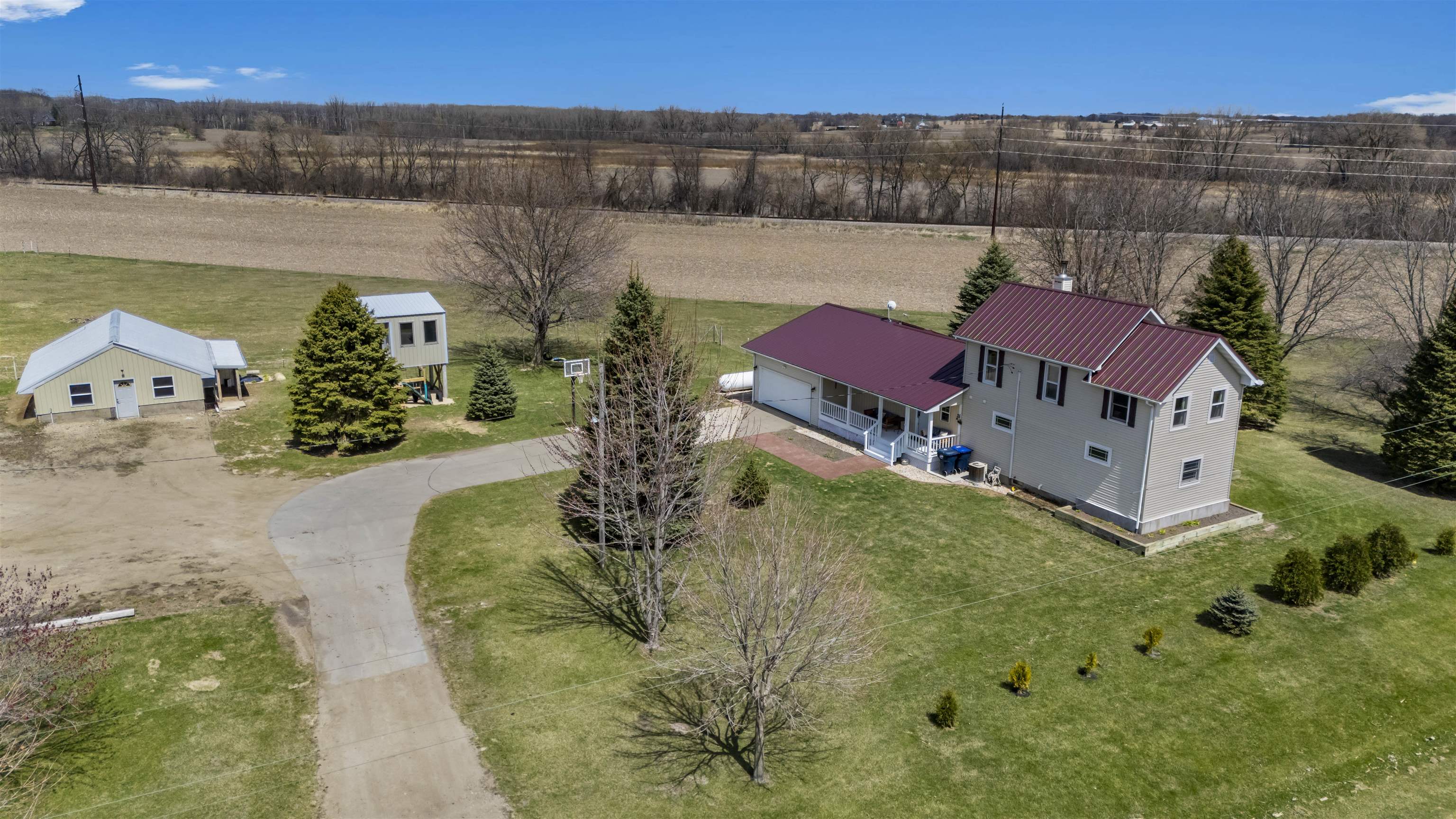 142 County Road N