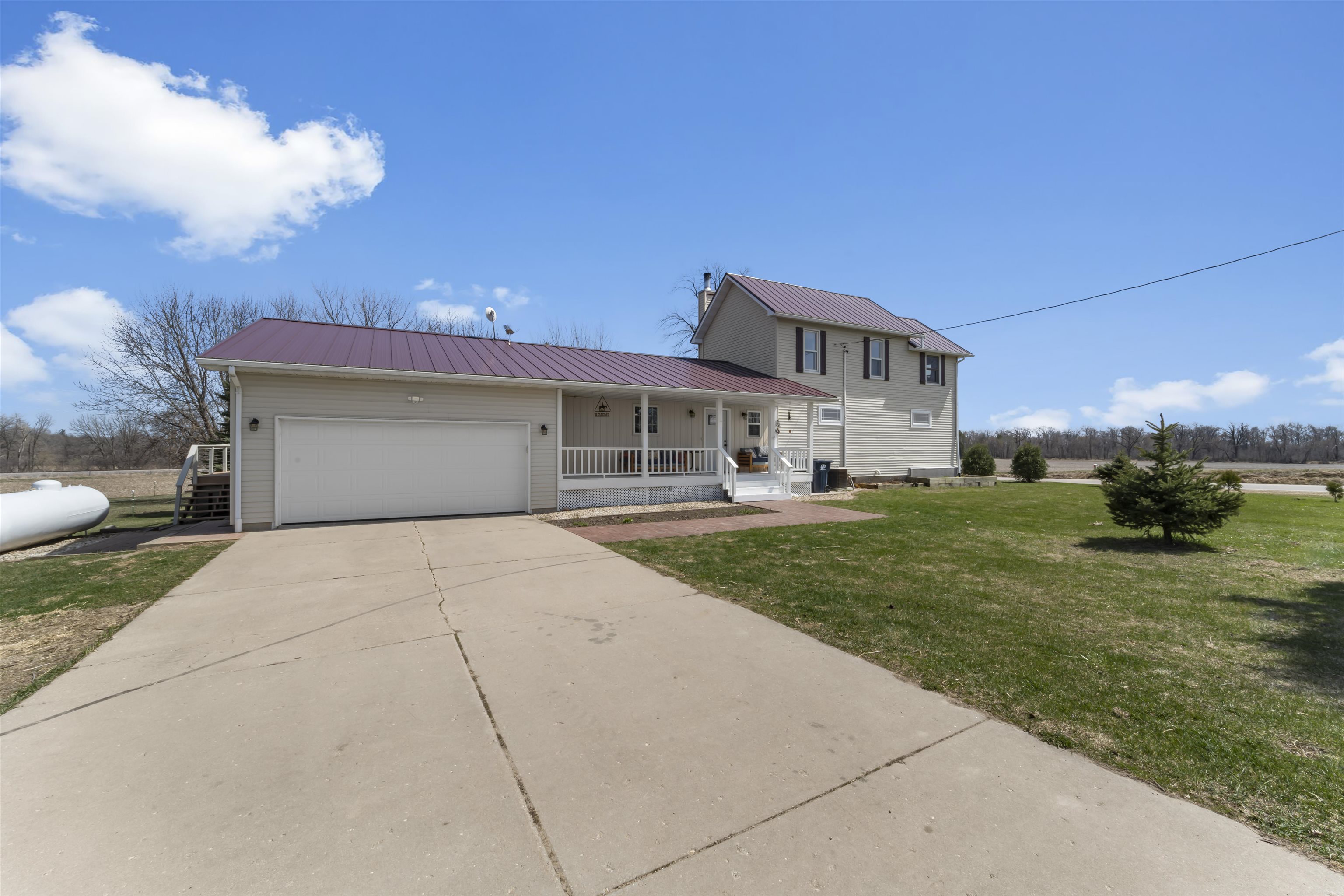 142 County Road N