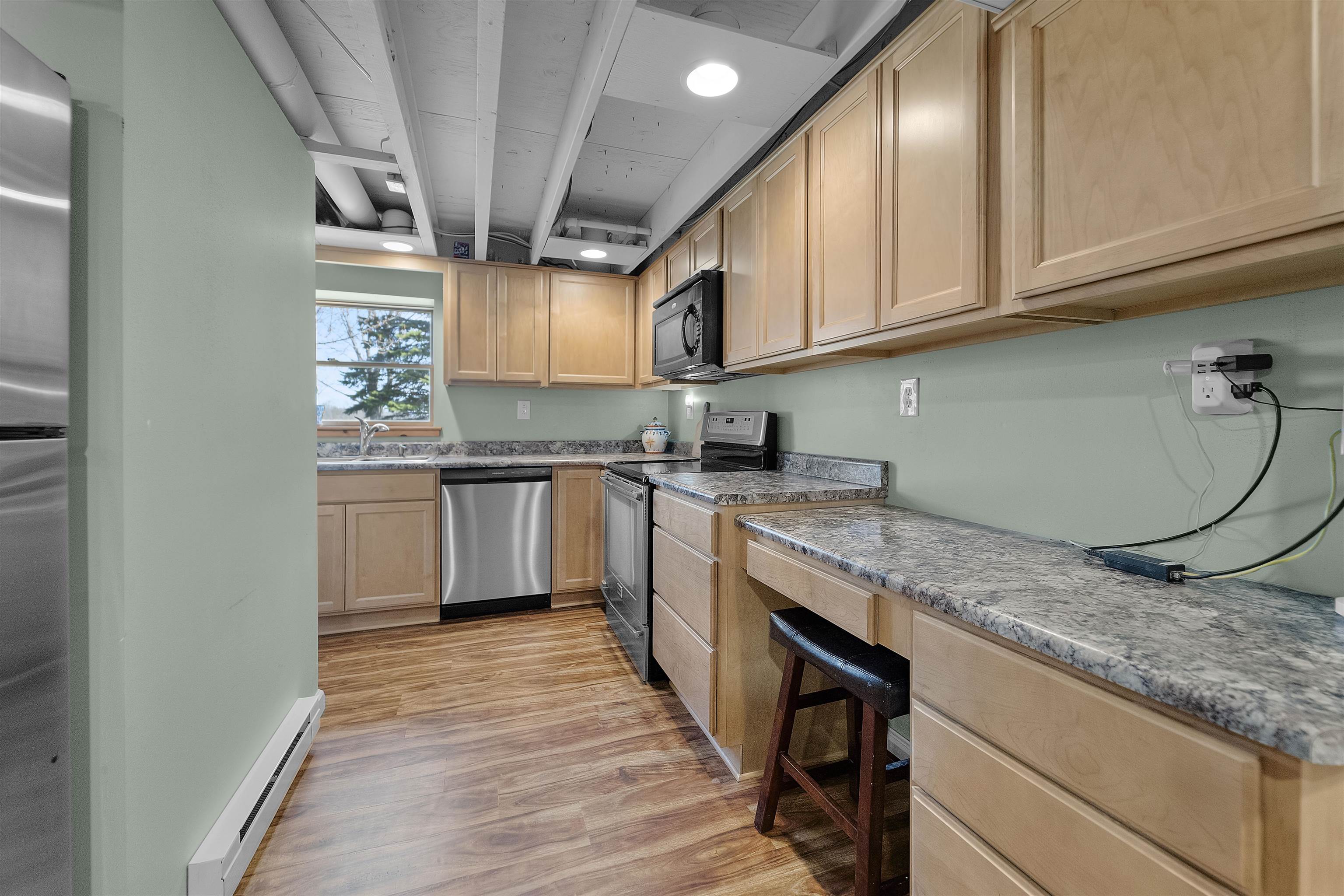 142 County Road N