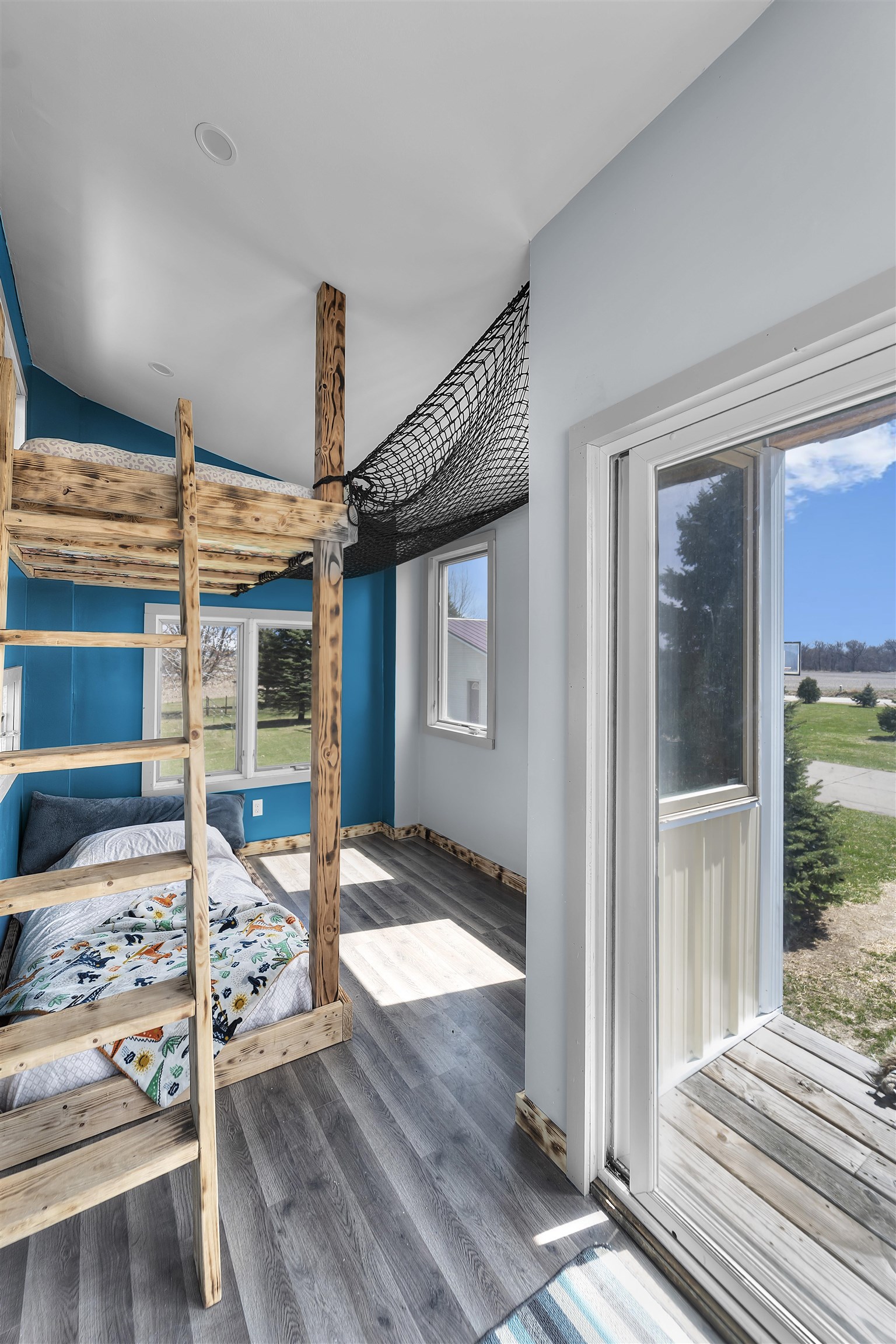 142 County Road N