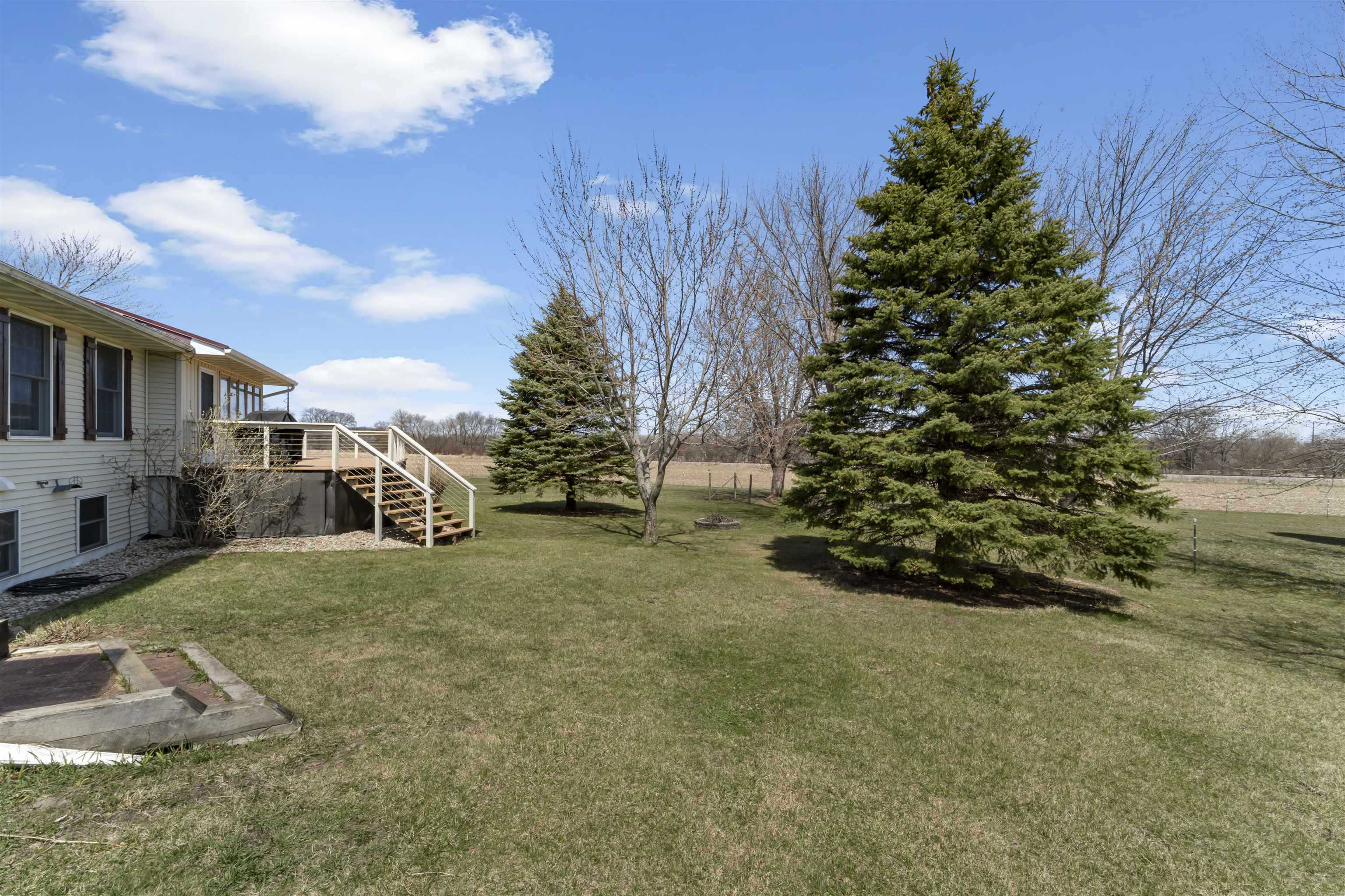 142 County Road N