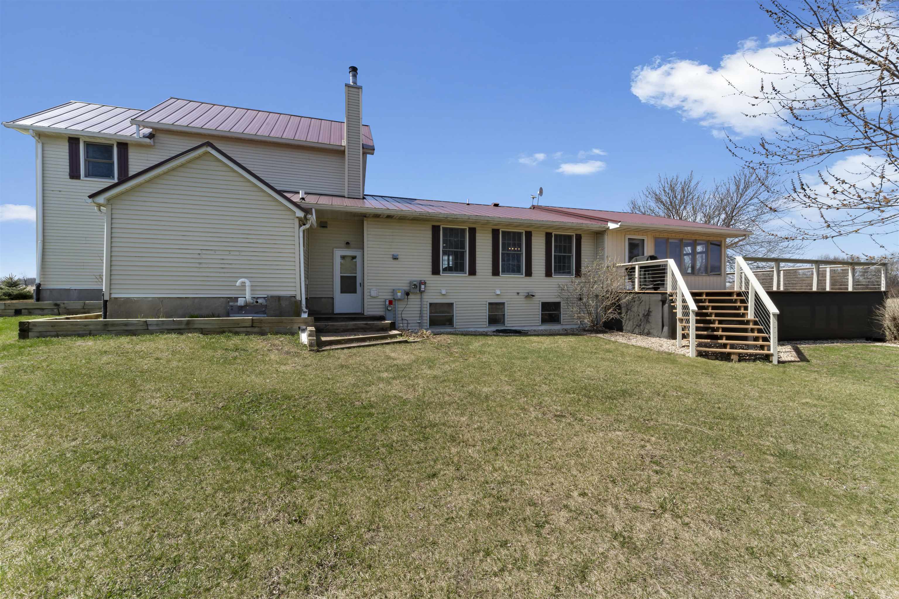 142 County Road N