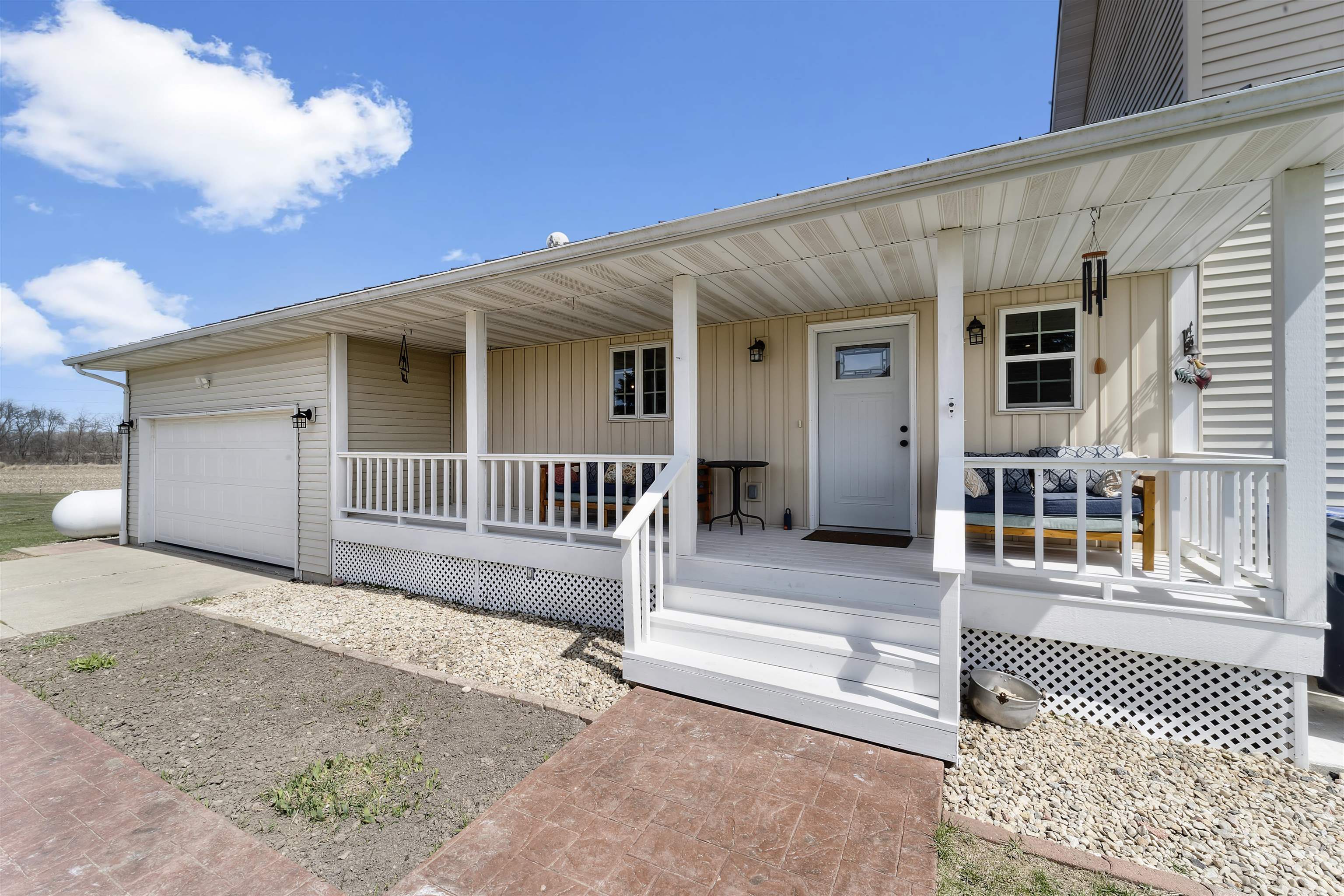 142 County Road N
