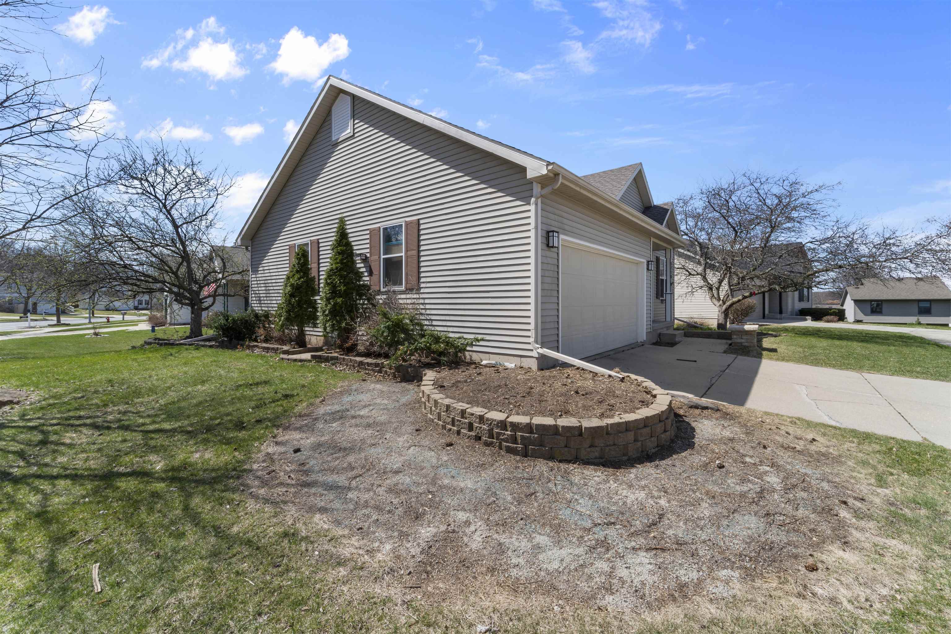 3718 Manchester Road