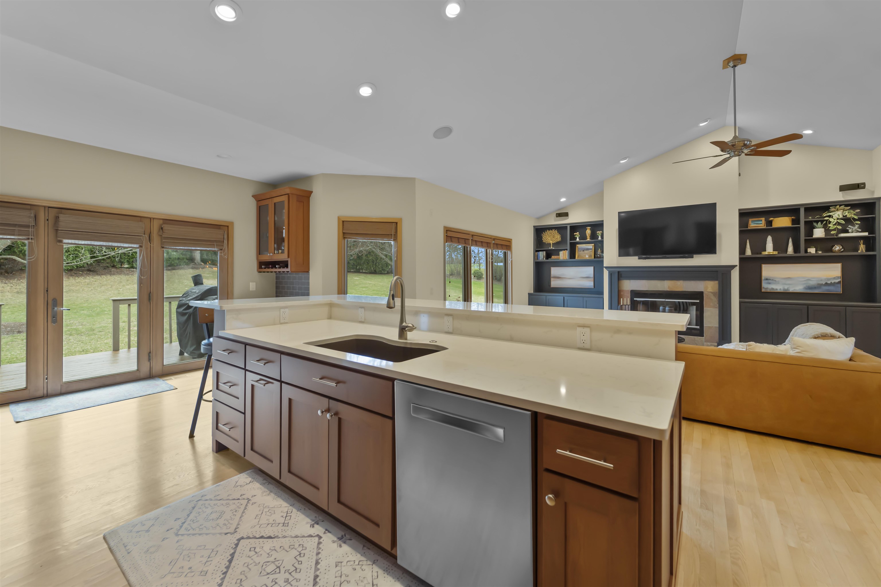 432 Azurene Lane