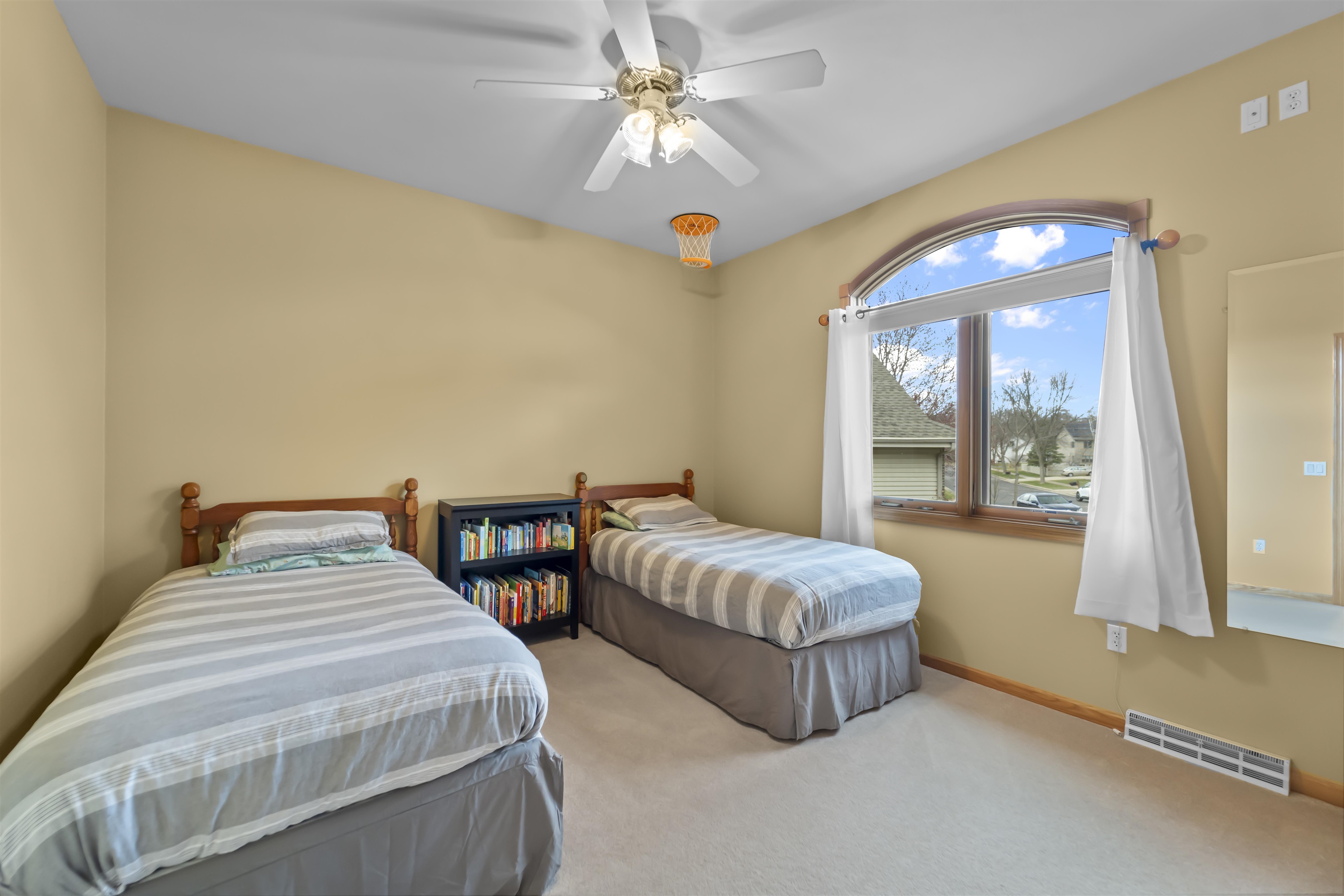 432 Azurene Lane