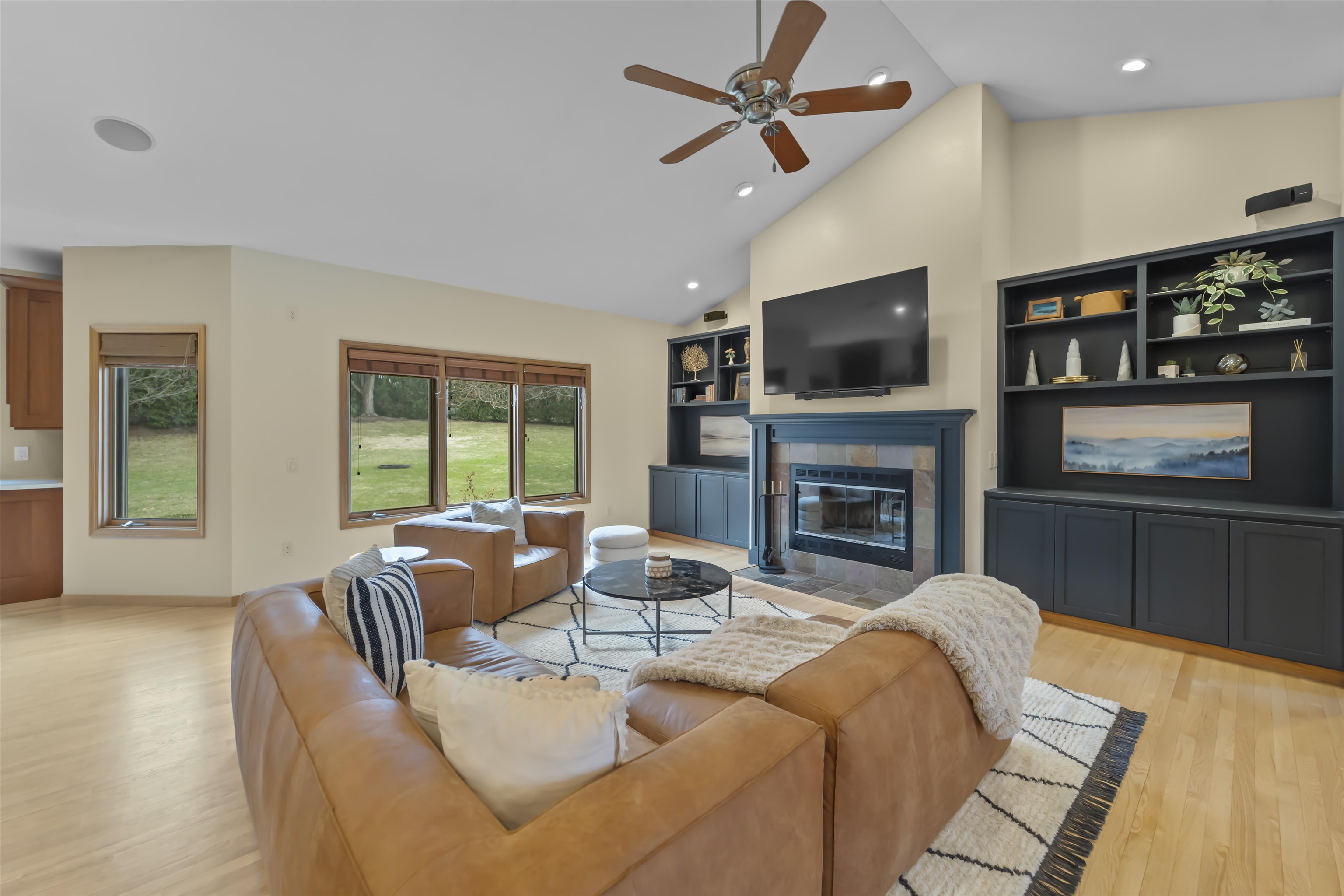 432 Azurene Lane