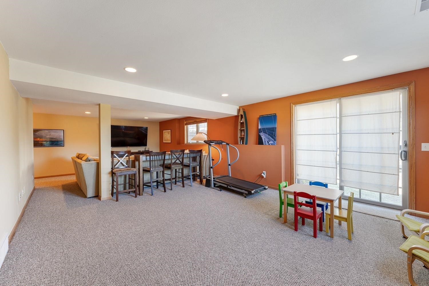 4734 Bergamot Way