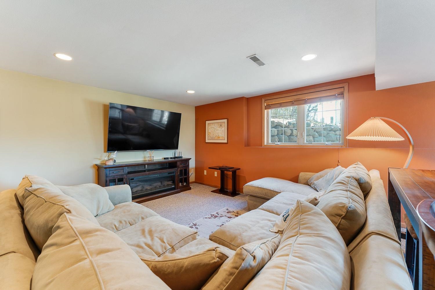 4734 Bergamot Way